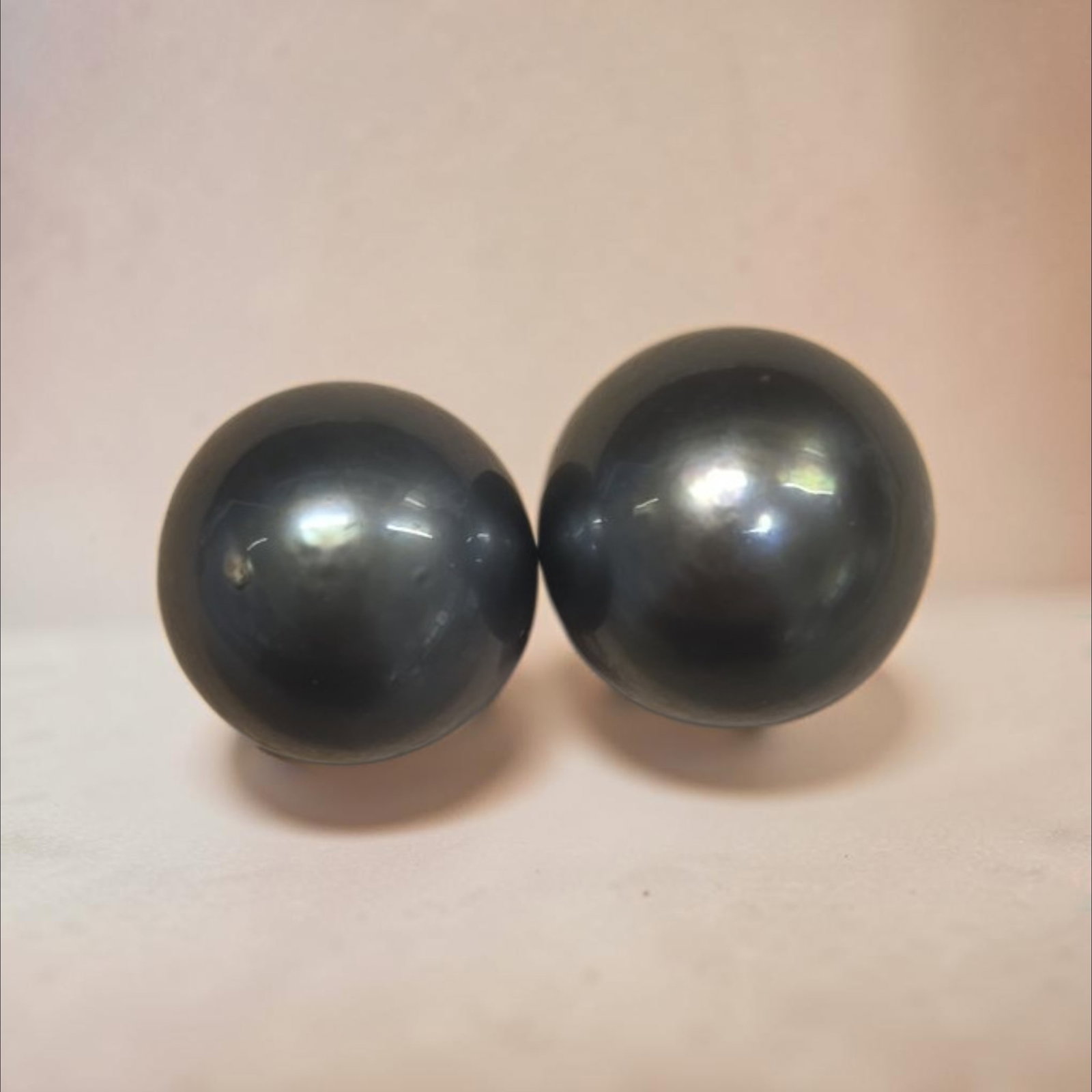 Authentic Tahitian Pearls, Pair of 2: 10MM Authentic Tahitian Pearls, Pair of 2