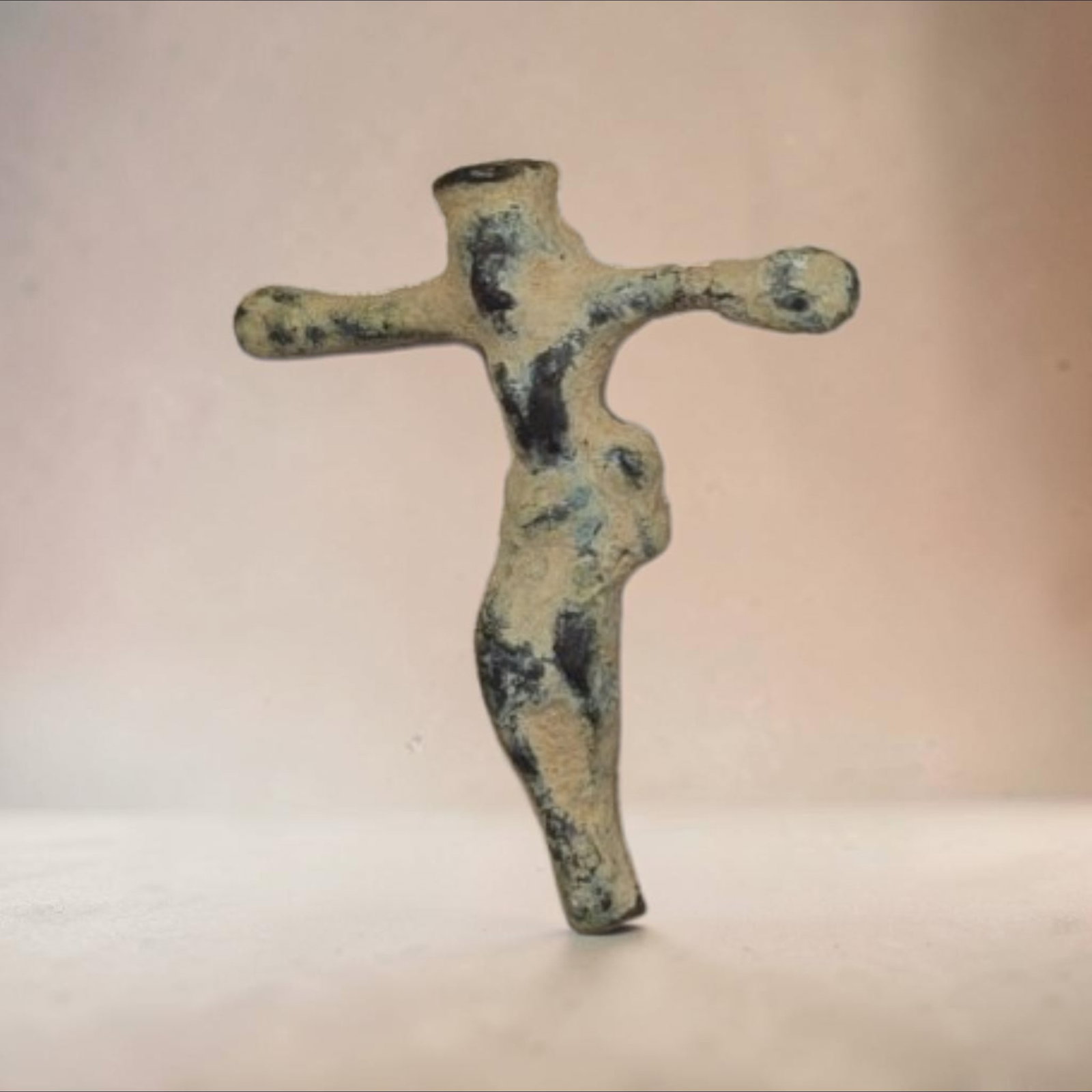 Spanish Colonial 17th Century Crucifix: .91" x .75" Spanish Colonial 17th Century Crucifix, Bronze