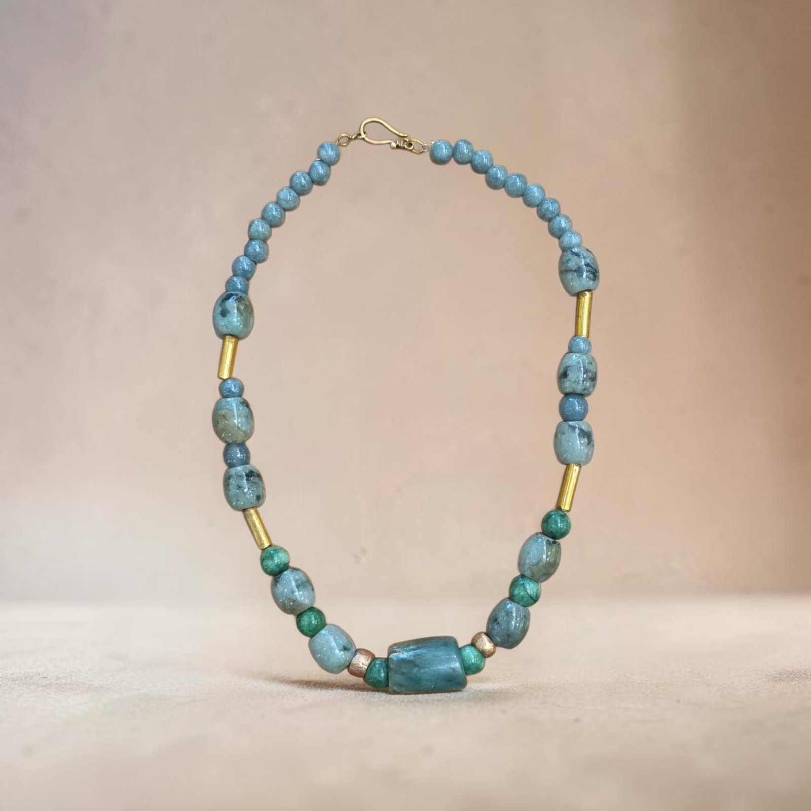 Pre-Columbian Jade And Gold Beaded Necklace (1 of 4)