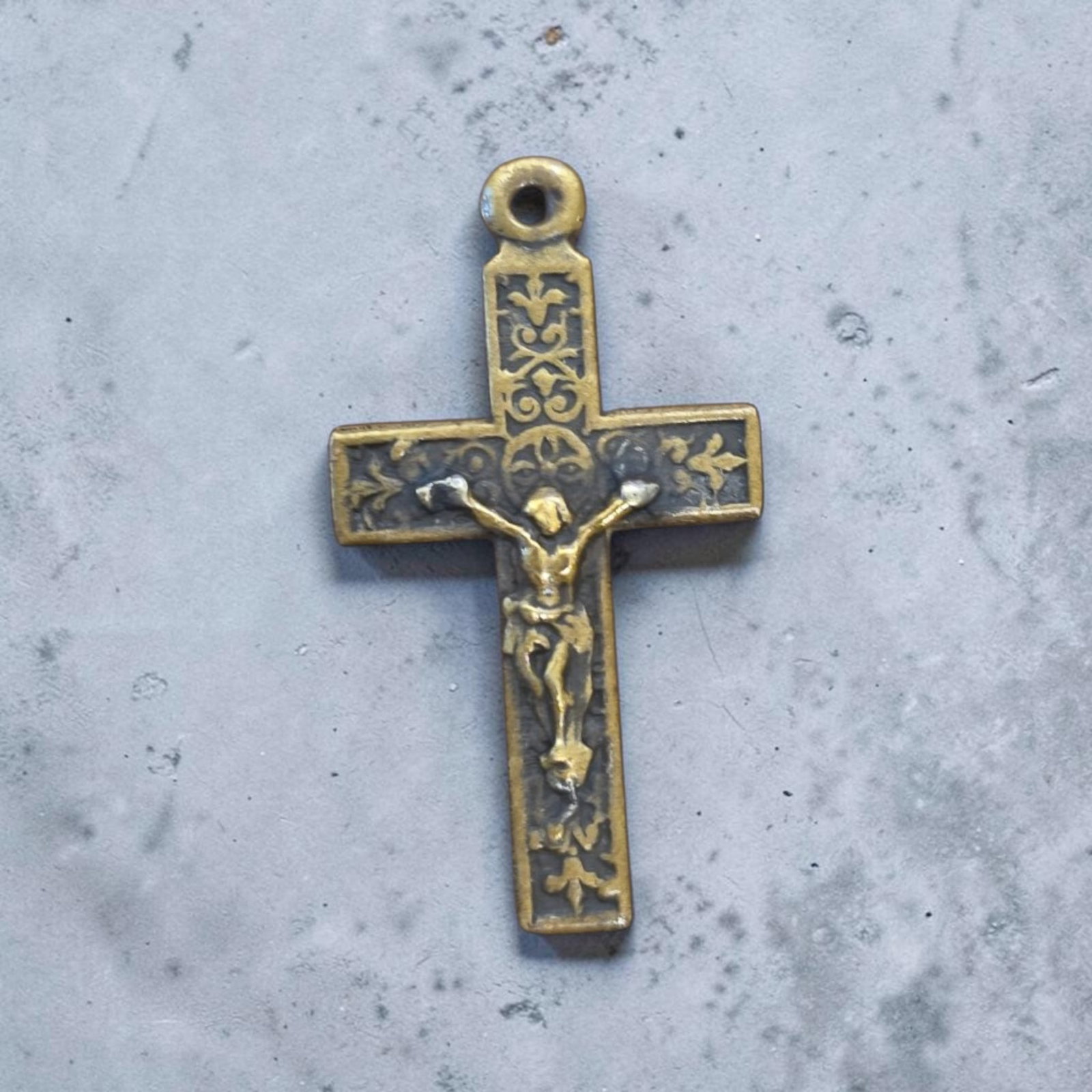18th Century Spanish Colonial Crucifix (1 of 2)