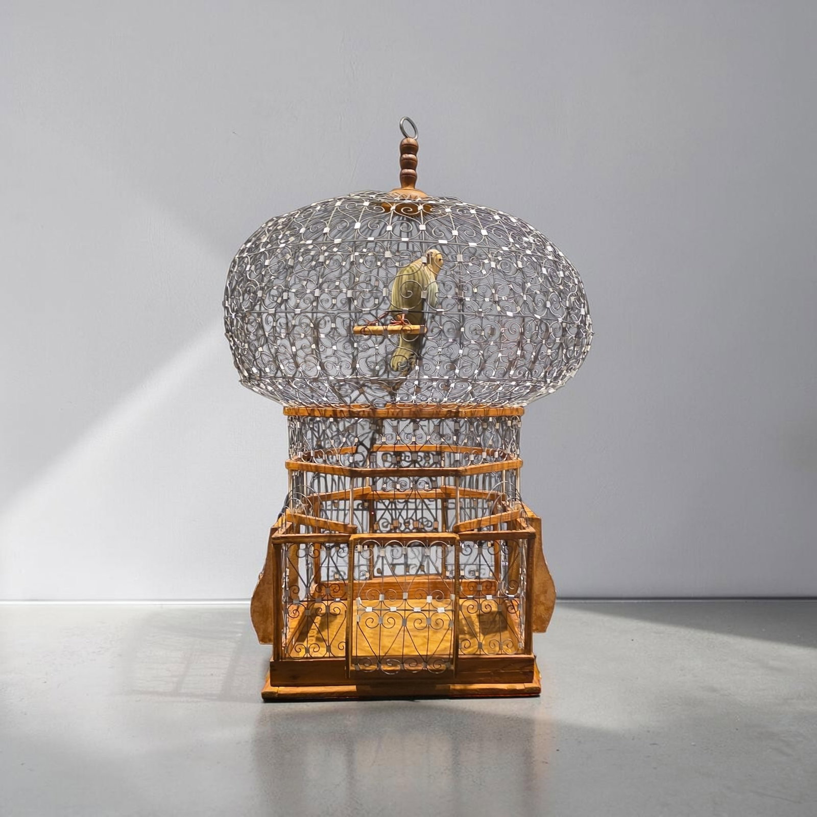 Victorian Wire Dome Birdcage (1 of 2)