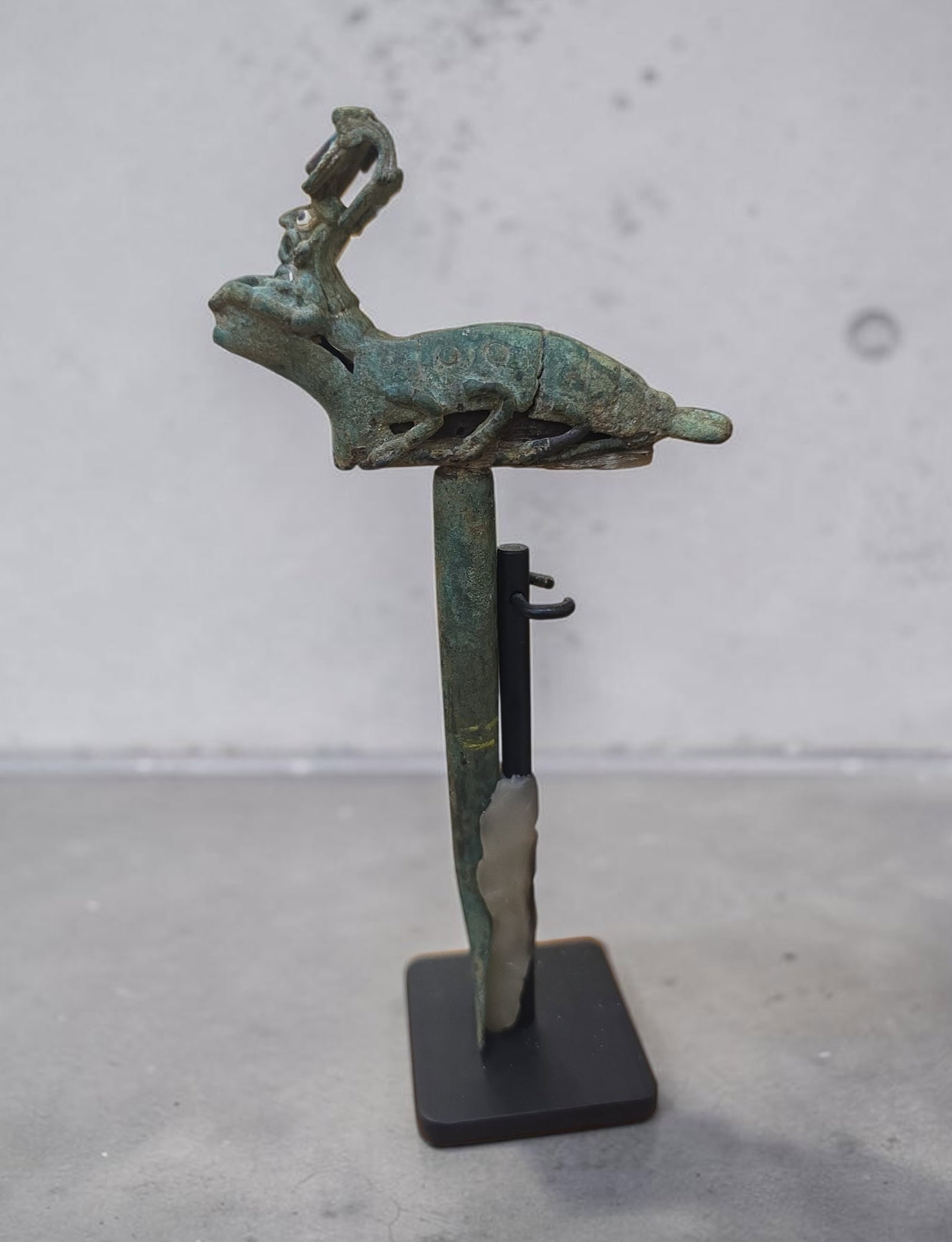 Pre-Columbian Copper Finial with Shaman wearing Ceremonial Headdress (1 of 9)