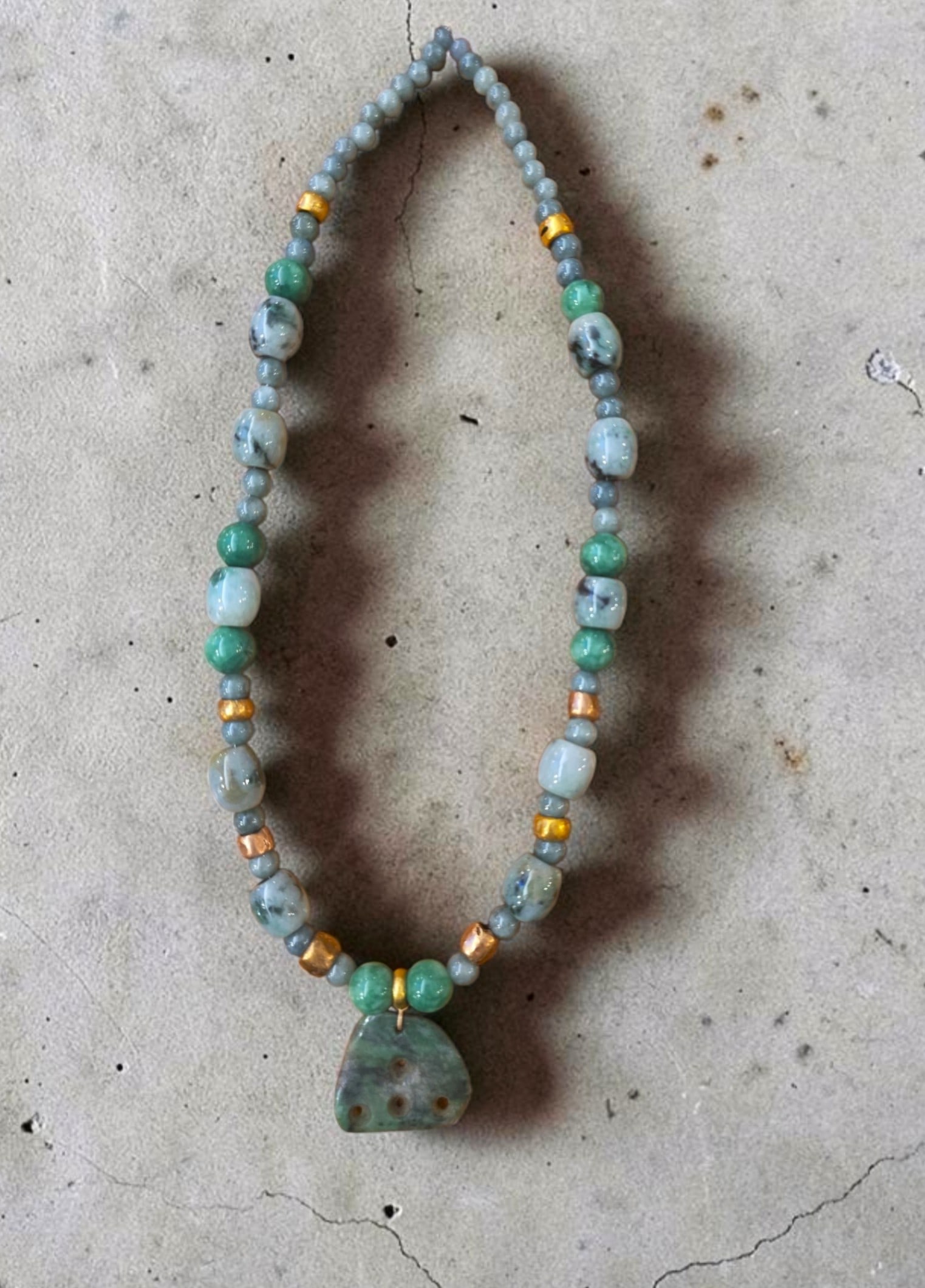 Pre-Columbian Mayan Jade and Gold Bead Necklace (1 of 6)