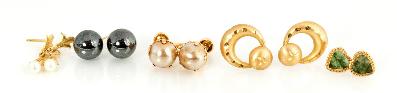 Lot of Five Pairs Vintage Gold Earrings (1 of 5)