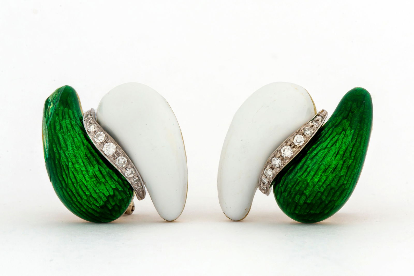 Vintage 18K Gold Enamel and Diamond Earrings (1 of 18)