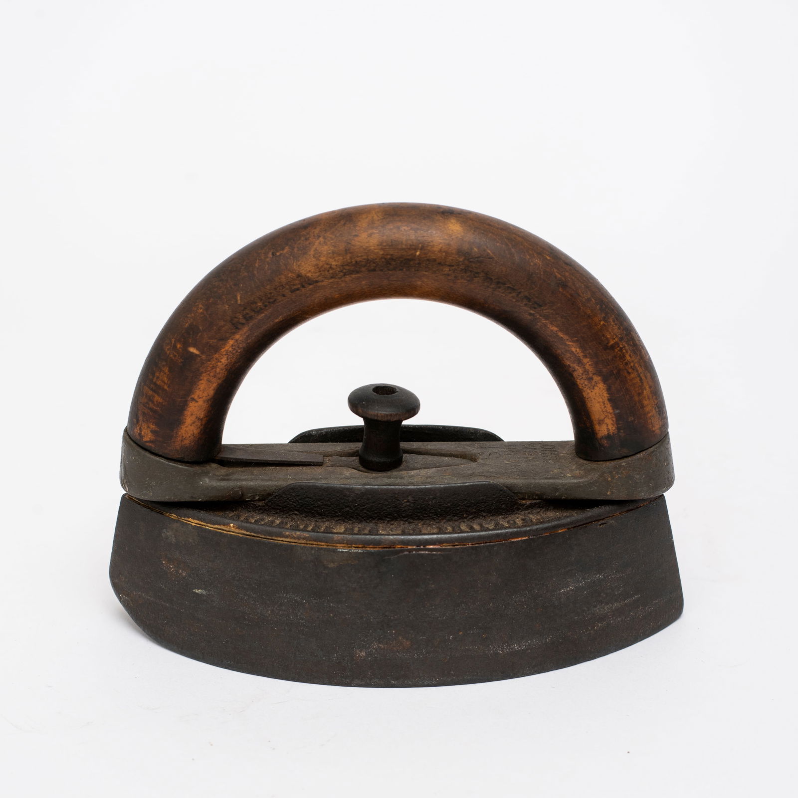 An Antique Clothes Iron (1 of 6)