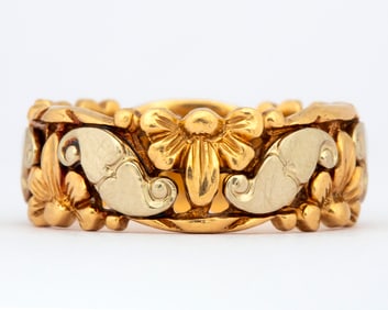 A Vintage Two Tone 14K Gold Elaborate Carved Band