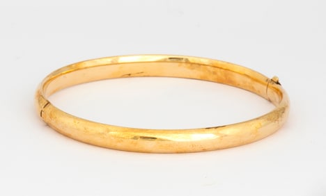A Child's 14K Gold Bangle Bracelet
