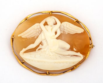 A "Psyche and Eros" 14K Gold Cameo