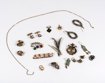A Group of Vintage Silver and Sterling Jewelry
