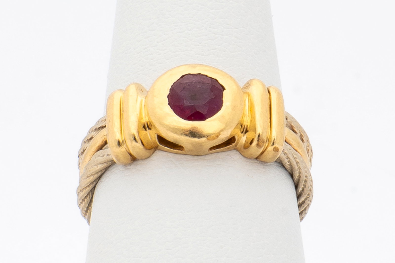A Two Tone 14K Gold Ruby Ring - 4