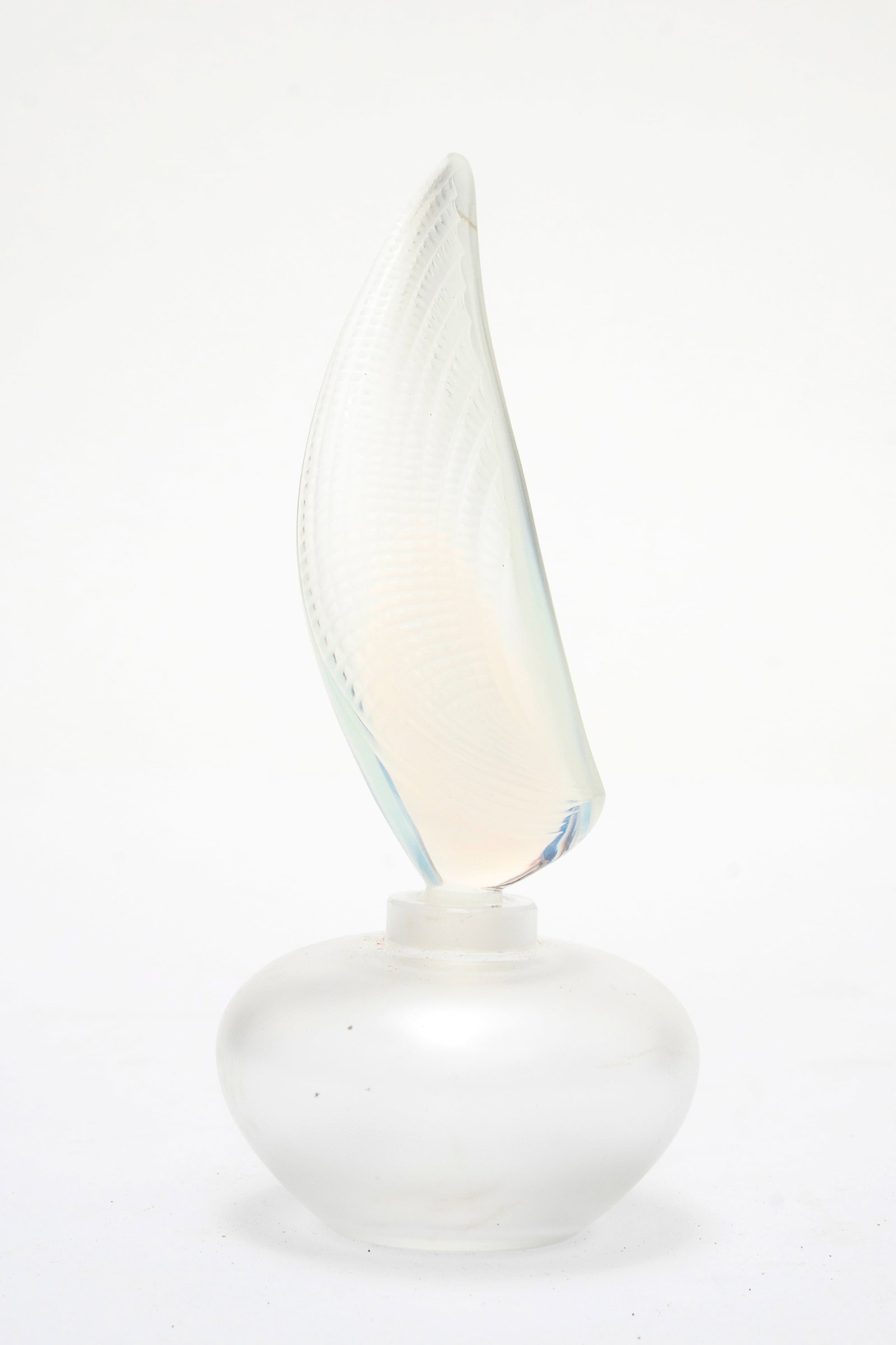A Lalique "Coquillage" Perfume Bottle (1 of 16)