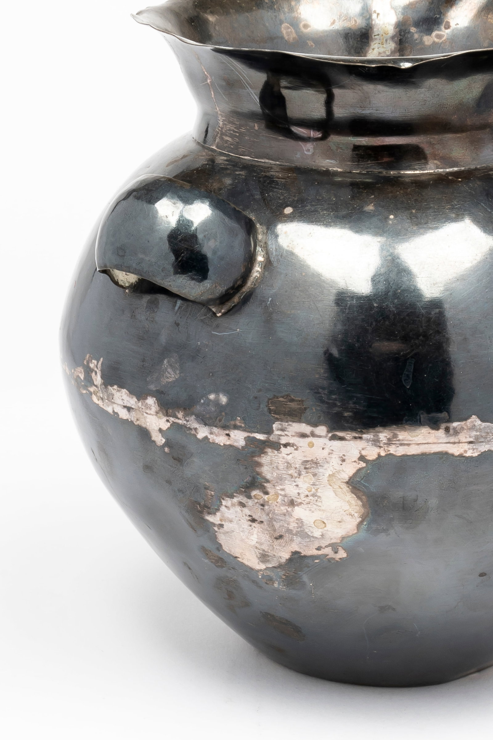 A Peruvian Sterling Silver Vessel - 2