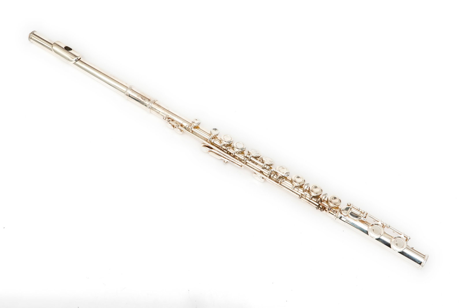 An Armstrong 104 Flute in Case (1 of 9)