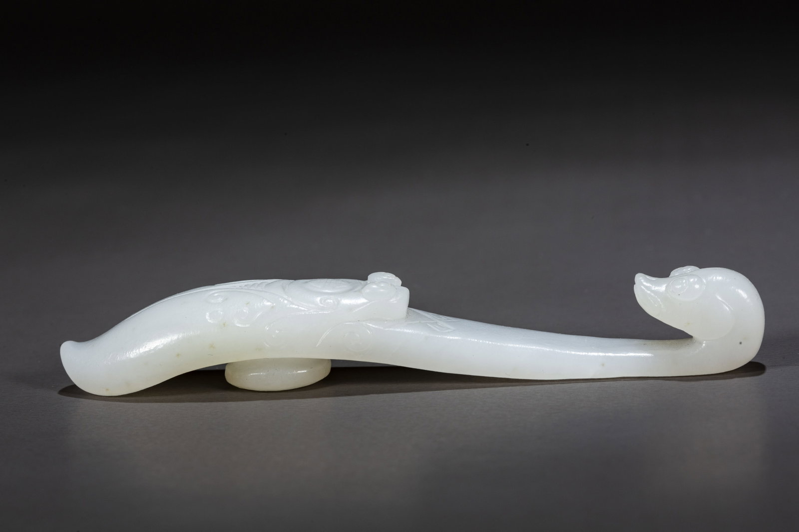 A HETIAN WHITE JADE BELT HOOK.: Hetian White Jade Belt Hook.