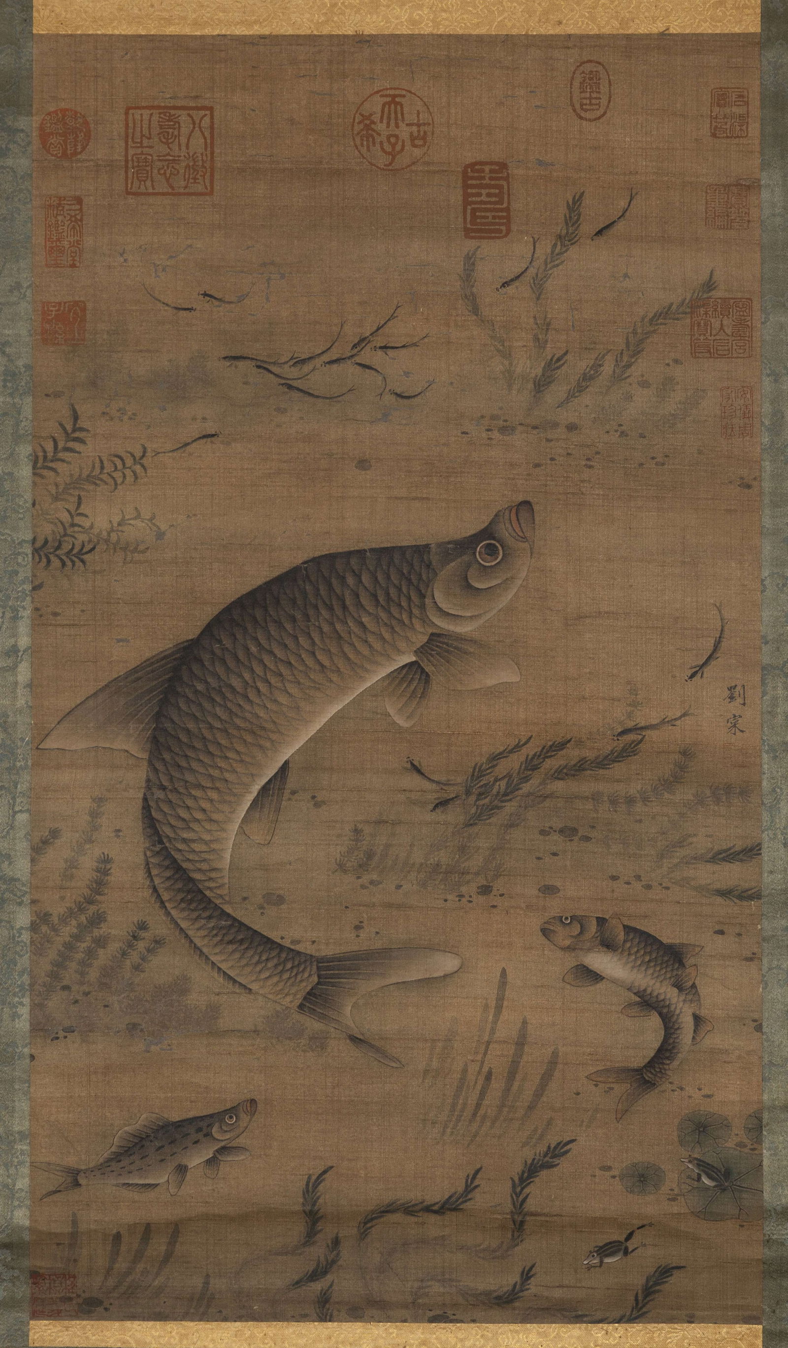 A FISH PAINTING ON SILK, BY LIU CAI.刘寀 (1 of 9)