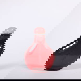 A GLASS DOUBLE FITTINGS PATTERN SNUFF BOTTLE: Glass Double Fittings Pattern Snuff Bottle