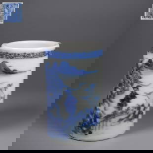 A BLUE AND WHITE BRUSH POT WITH FIGURE MOTIFS: Blue and white brush pot with figure motifs