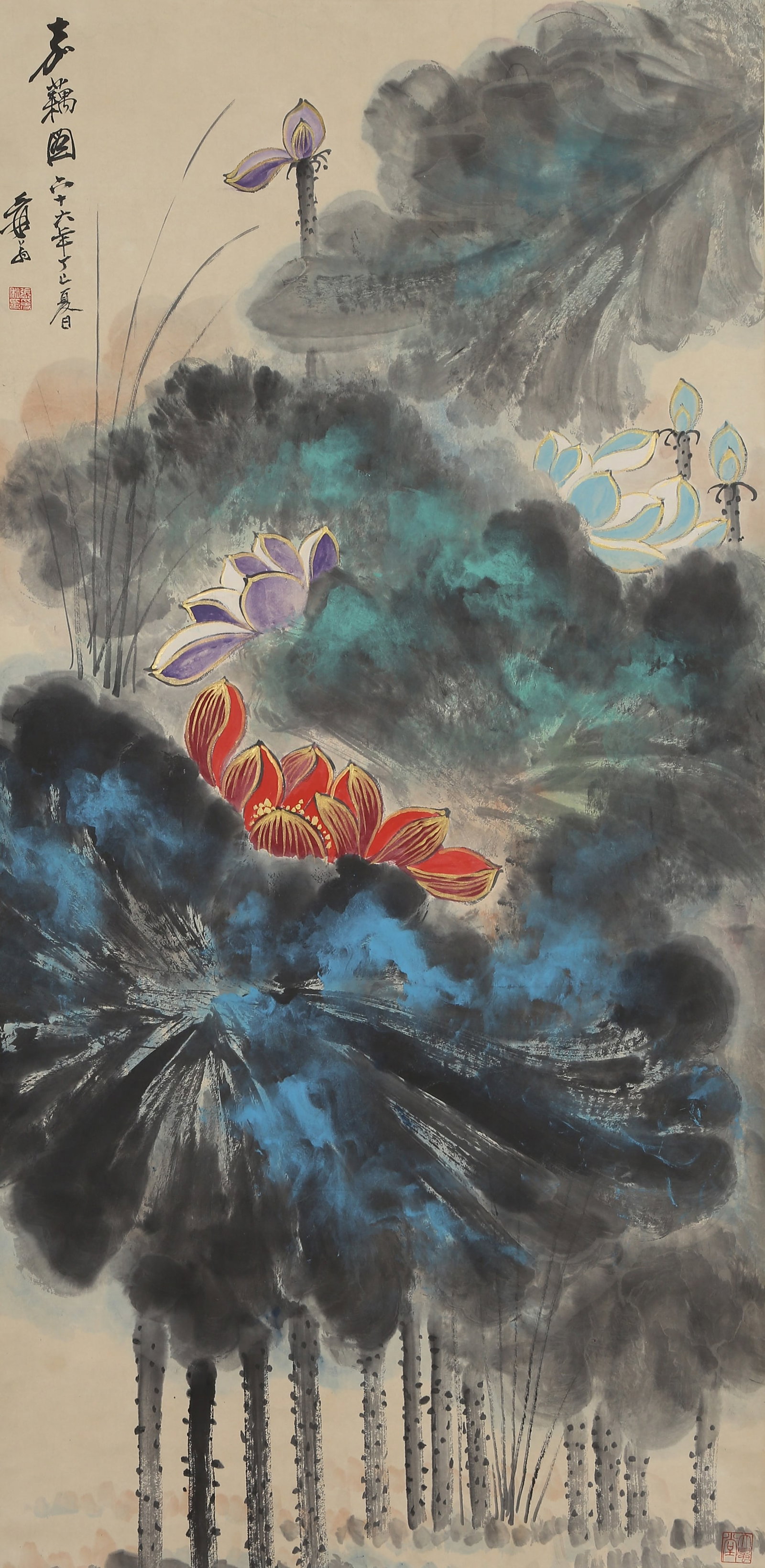 A LOTUS PAINTING ON PAPER BY ZHANG DAQIAN.張大千: Lotus Painting on Paper by Zhang Daqian.張大千