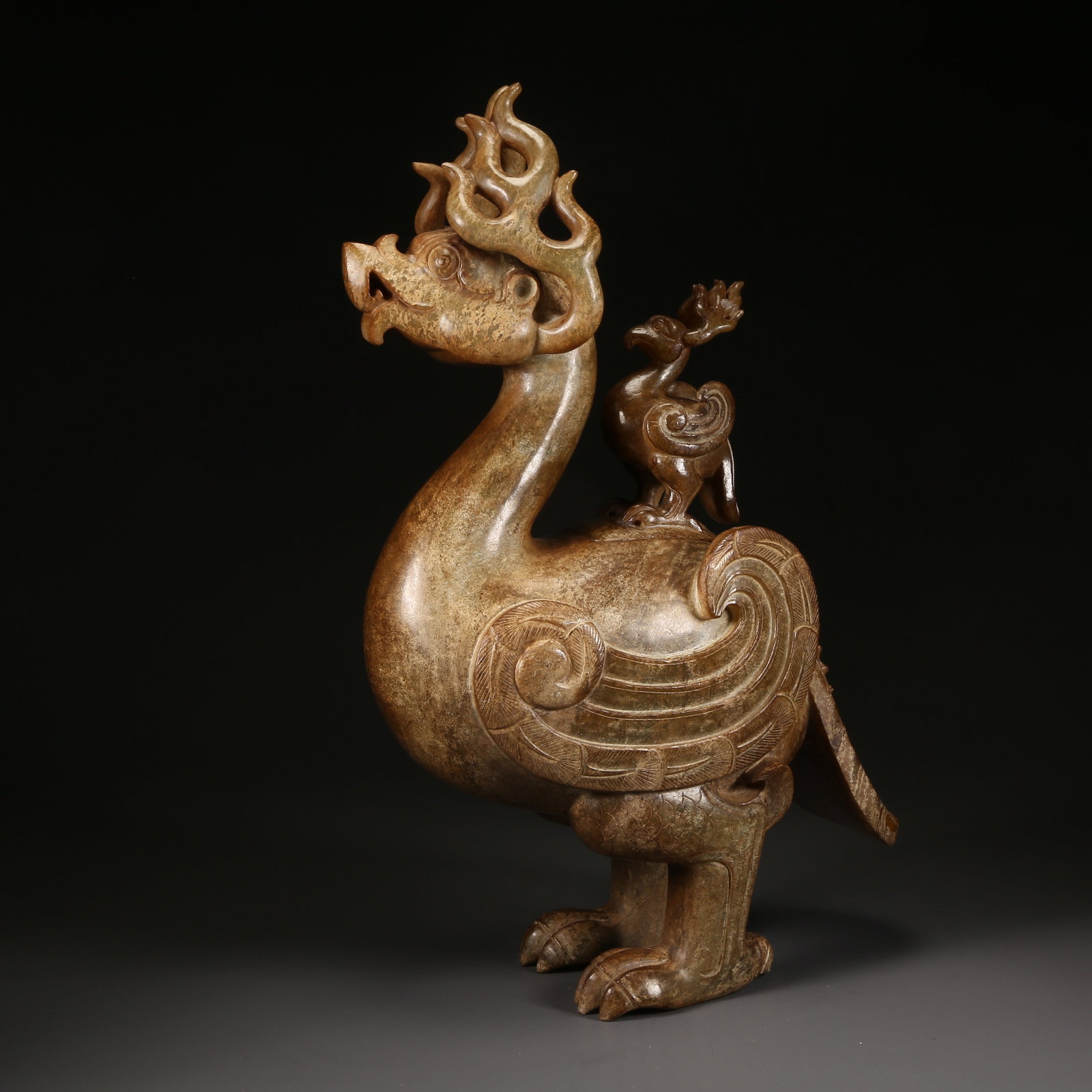 A ANCIENT JADE PHOENIX-SHAPED CENSER: Ancient jade phoenix-shaped censer