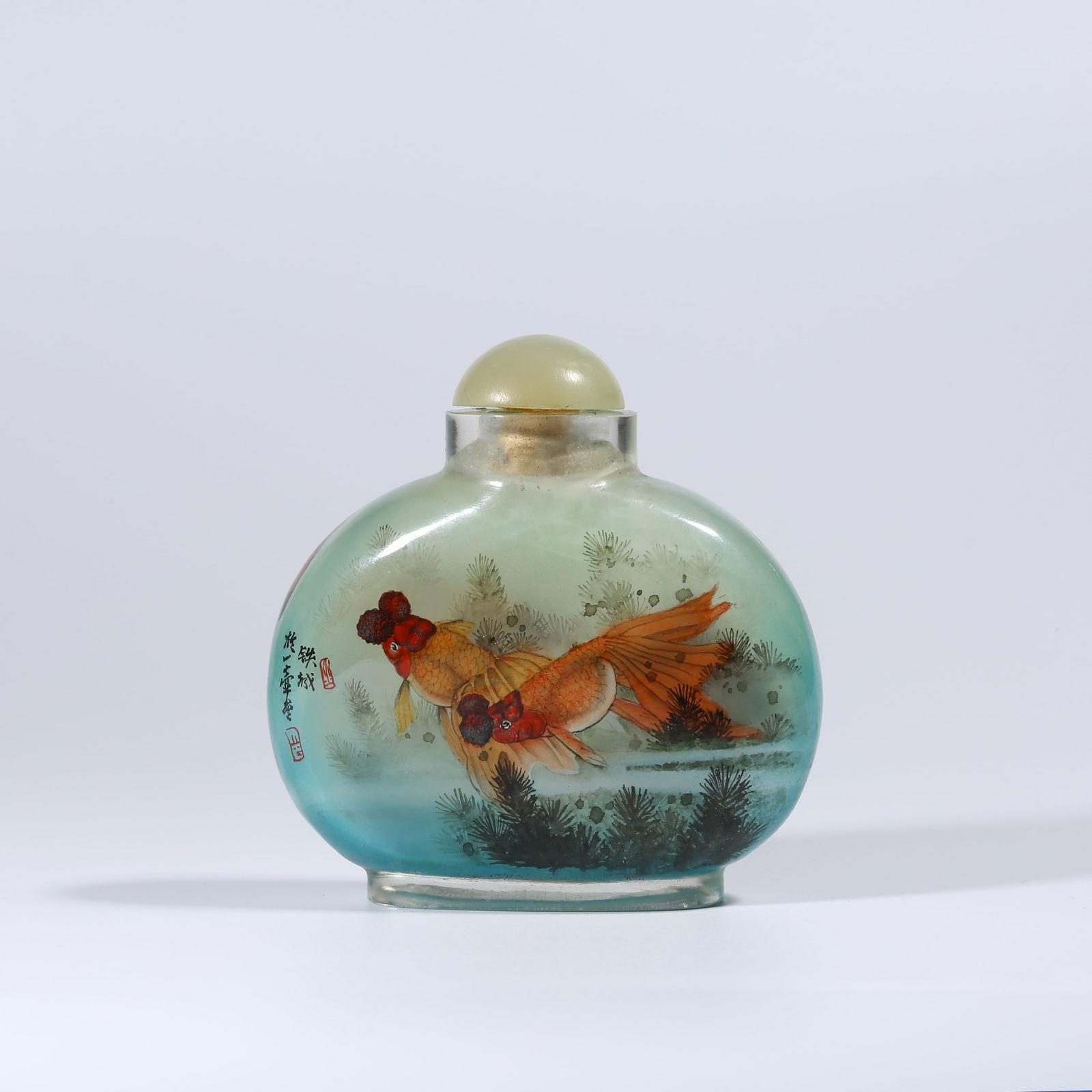 A INSIDE-PAINTED GLASS SNUFF BOTTLE WITH "WEALTH AND PROSPERITY" DESIGN (1 of 9)