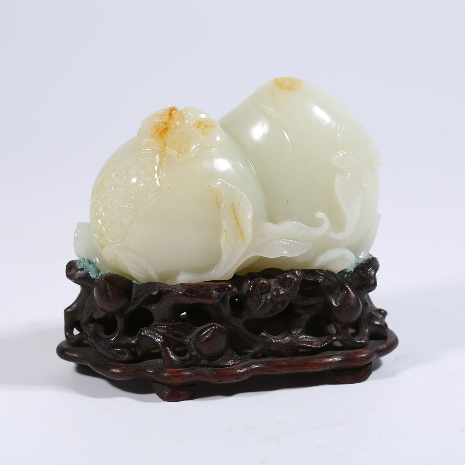 A HETIAN WHITE JADE AUSPICIOUS FRUIT ORNAMENT (1 of 8)