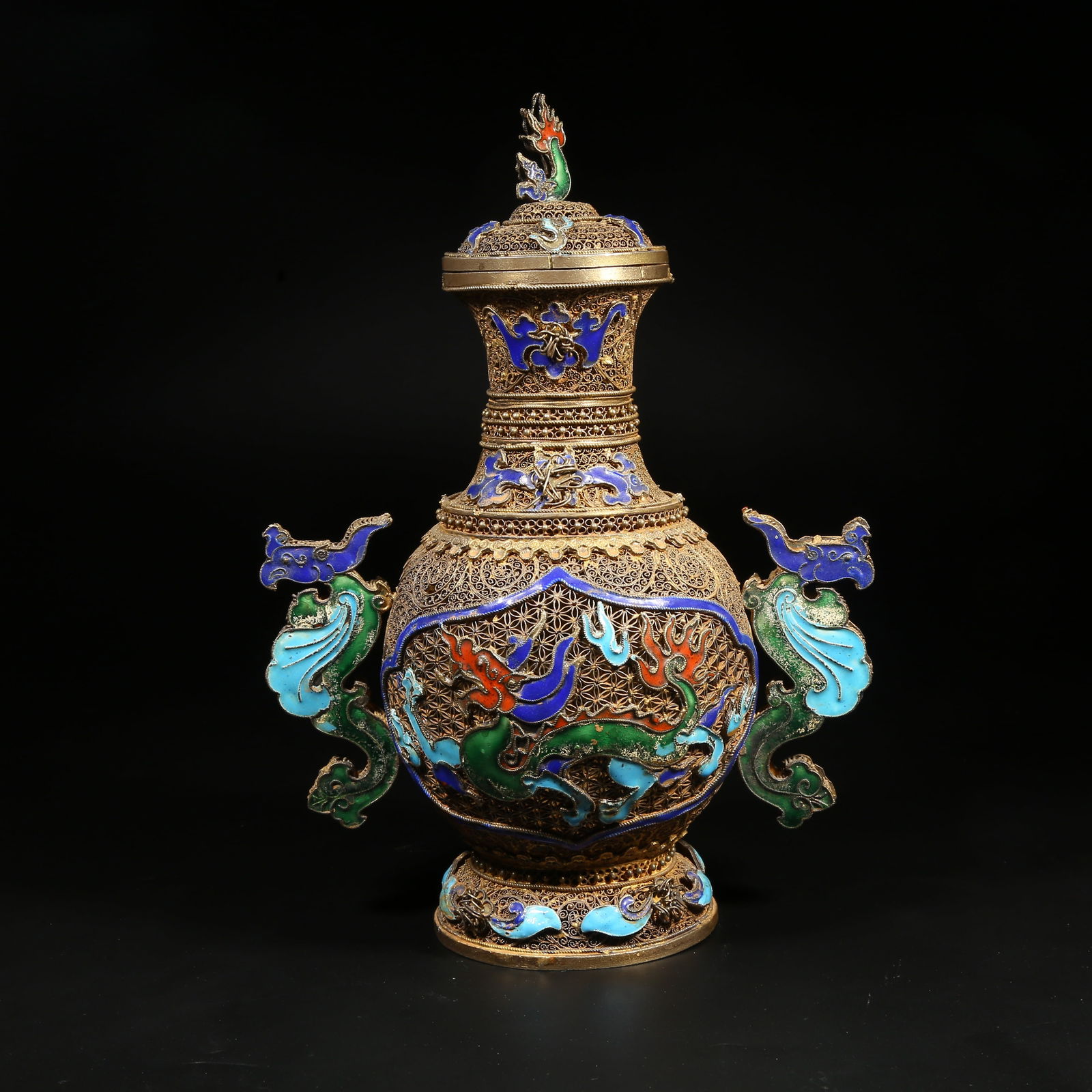 A GILDED SILVER FILIGREE CLOISONNÉ VASE, DRAGON AND PHOENIX PATTERN (1 of 8)