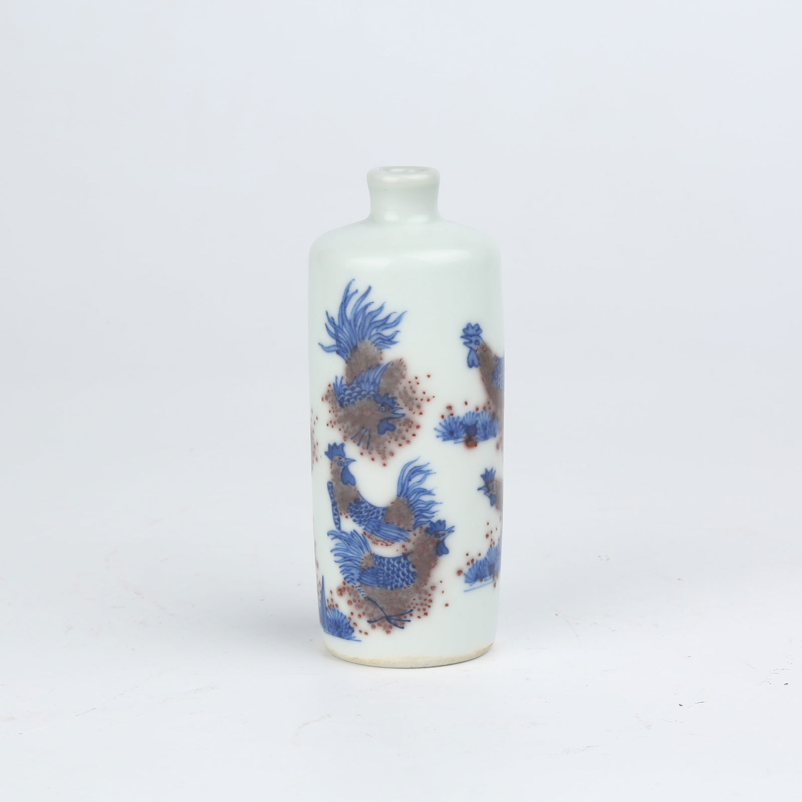 A BLUE-AND-WHITE UNDERGLAZE RED "GREAT LUCK" SNUFF BOTTLE (1 of 8)
