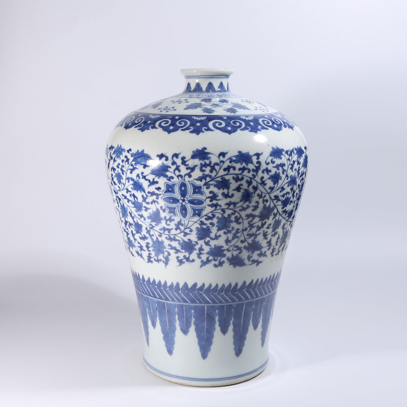 A BLUE-AND-WHITE PLUM VASE WITH CONTINUOUS LOTUS PATTERN (1 of 9)