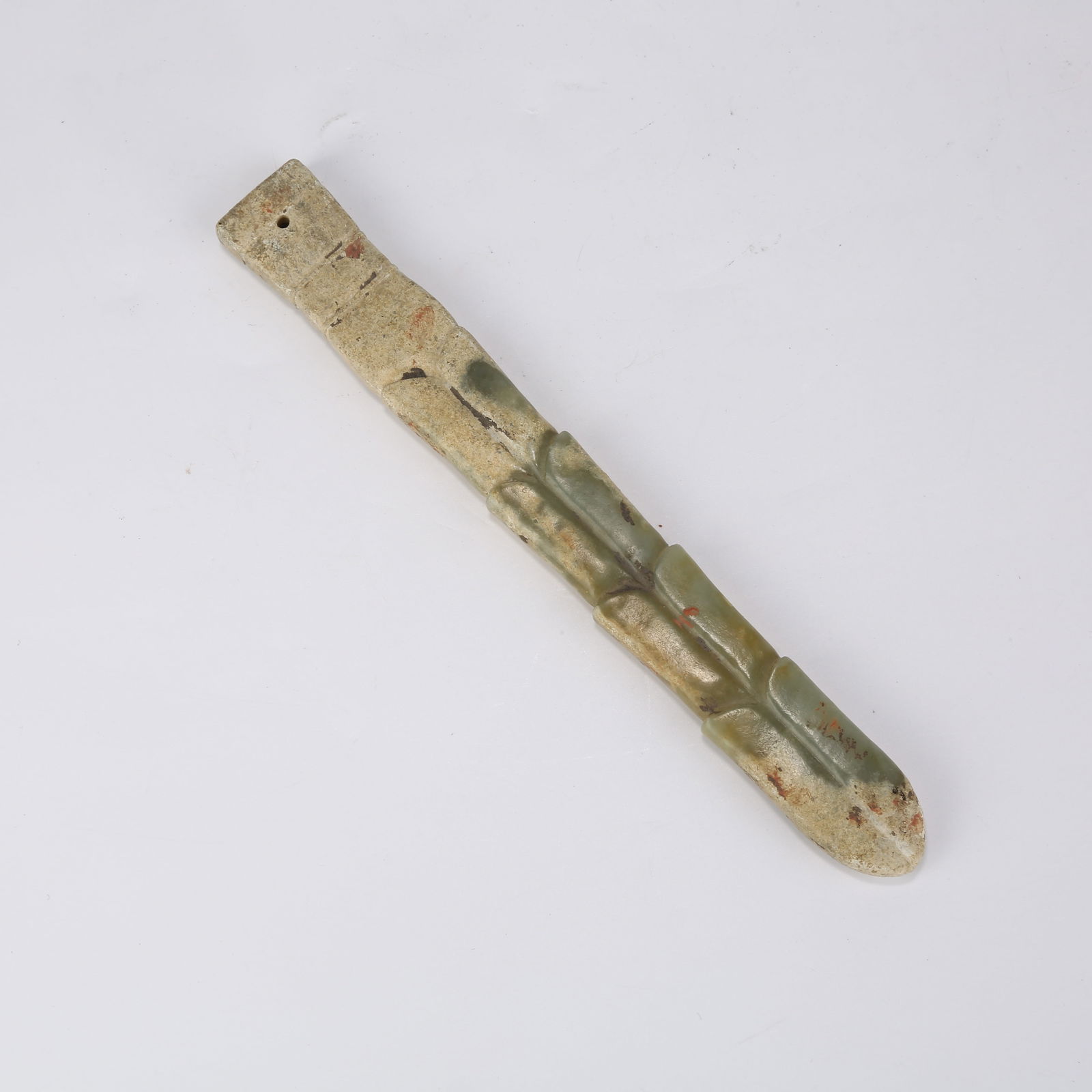 A ANCIENT JADE HANDLE-SHAPED OBJECT (1 of 9)