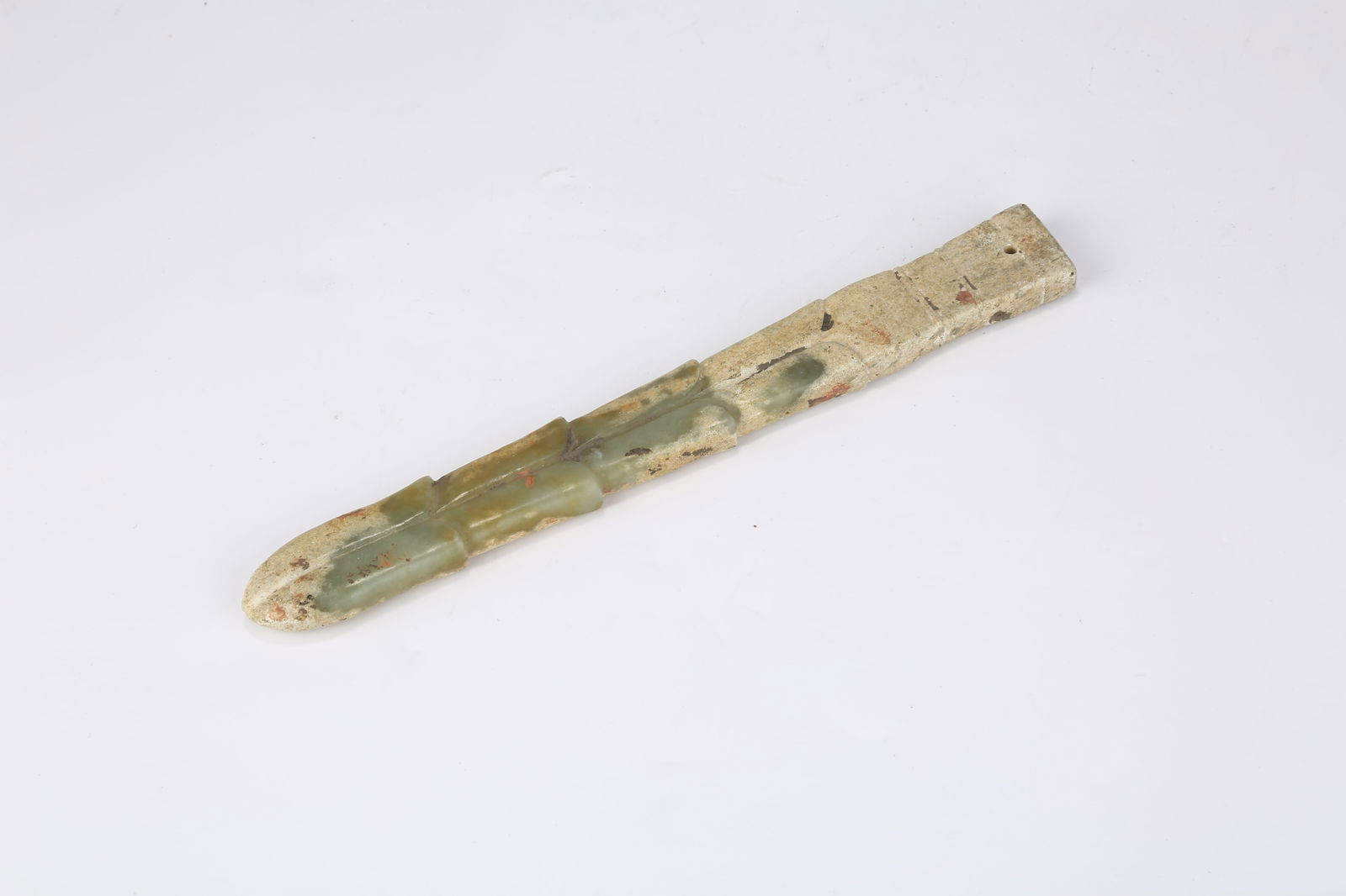 A ANCIENT JADE HANDLE-SHAPED OBJECT - 2
