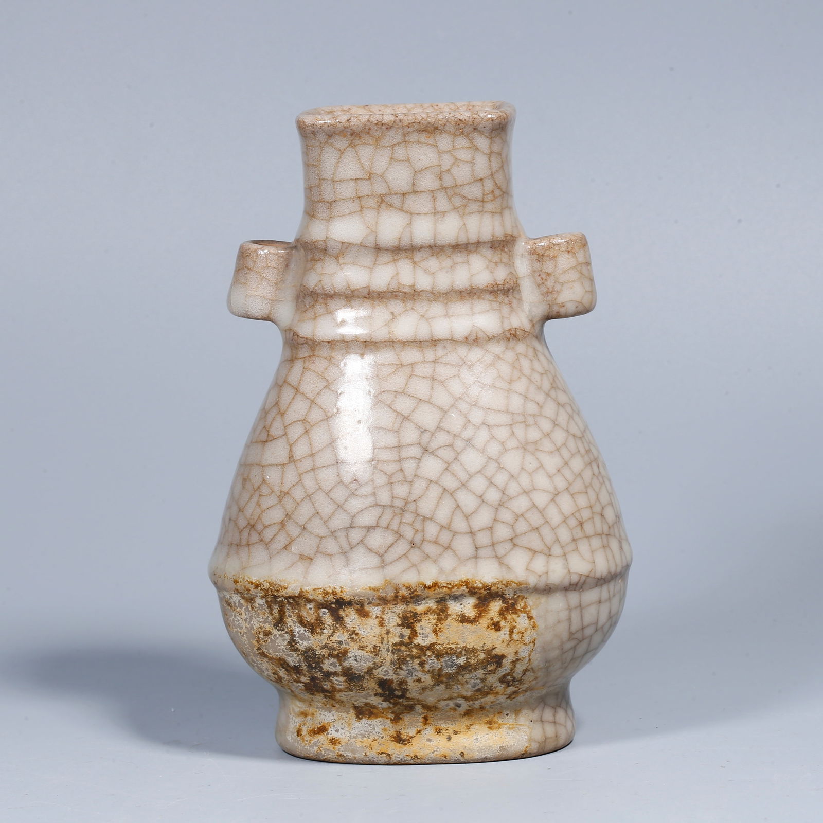 A GE WARE VASE WITH DOUBLE RING HANDLES (1 of 9)