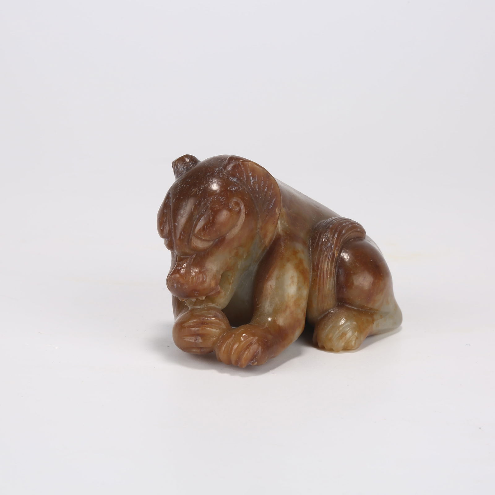A HETIAN JADE BEAR (1 of 8)