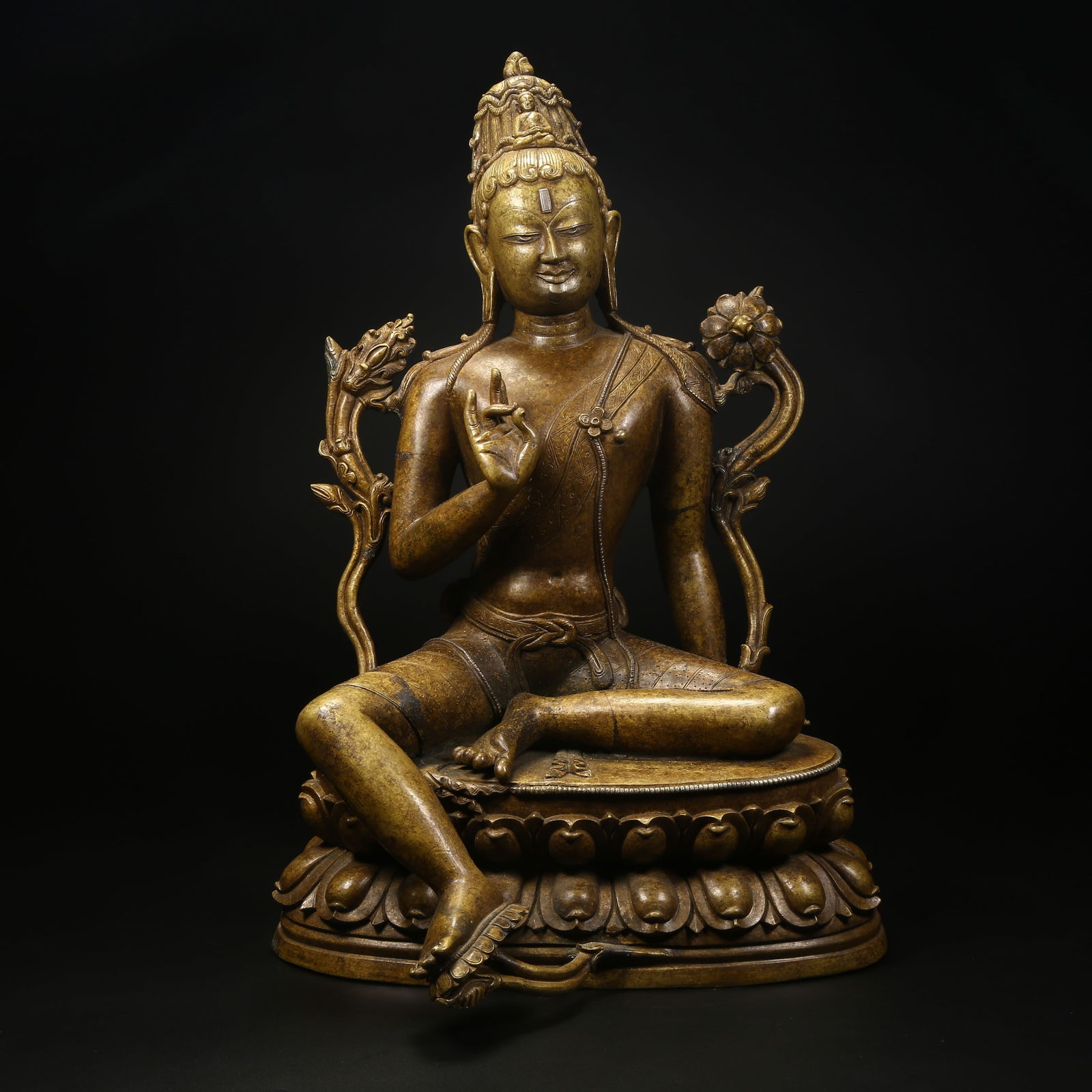 A ALLOYED BRONZE STATUE OF FREE AND EASY AVALOKITESHVARA (1 of 8)