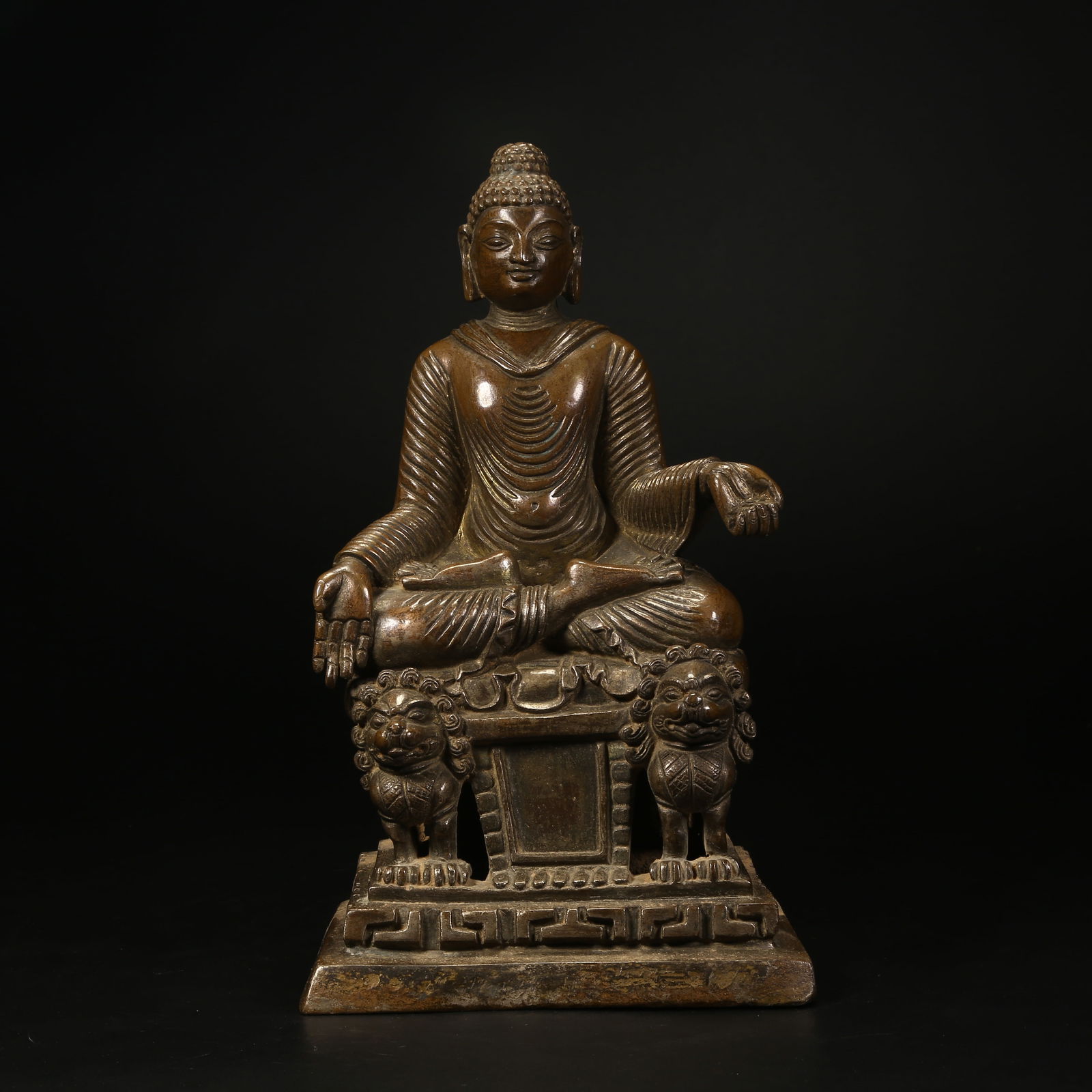 A ALLOYED BRONZE STATUE OF SHAKYAMUNI BUDDHA IN SWAT STYLE (1 of 8)