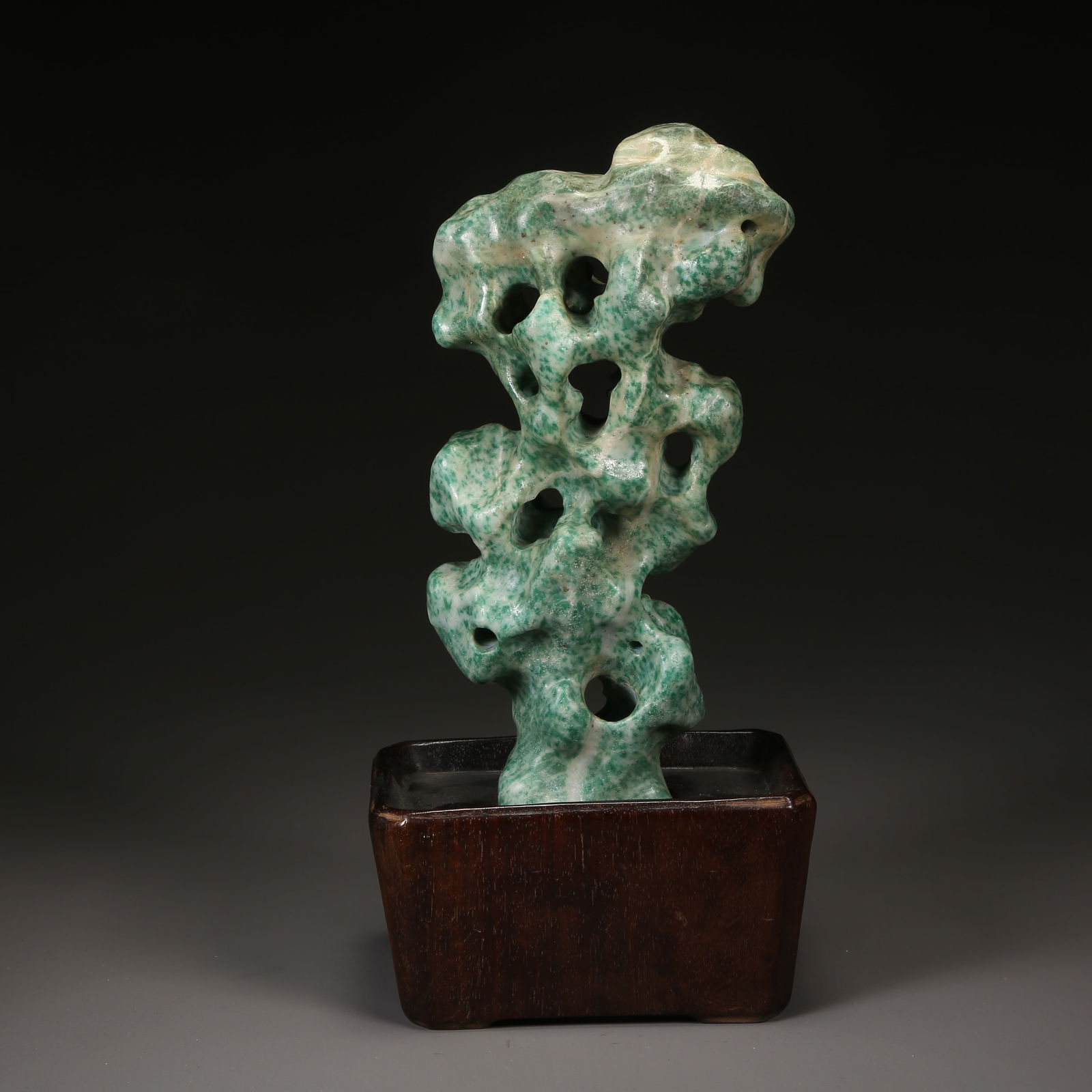 A DONGLING JADE MOUNTAIN-SHAPED ORNAMENT (1 of 8)