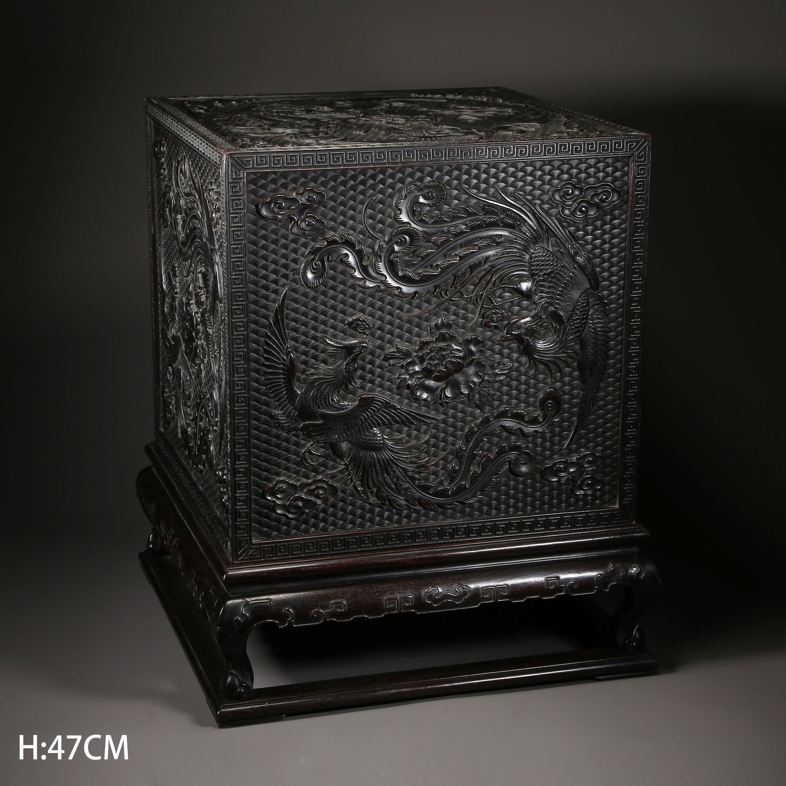 A ZITAN WOOD SQUARE LARGE COVERED BOX WITH PHOENIX DESIGN: Zitan Wood Square Large Covered Box with Phoenix Design