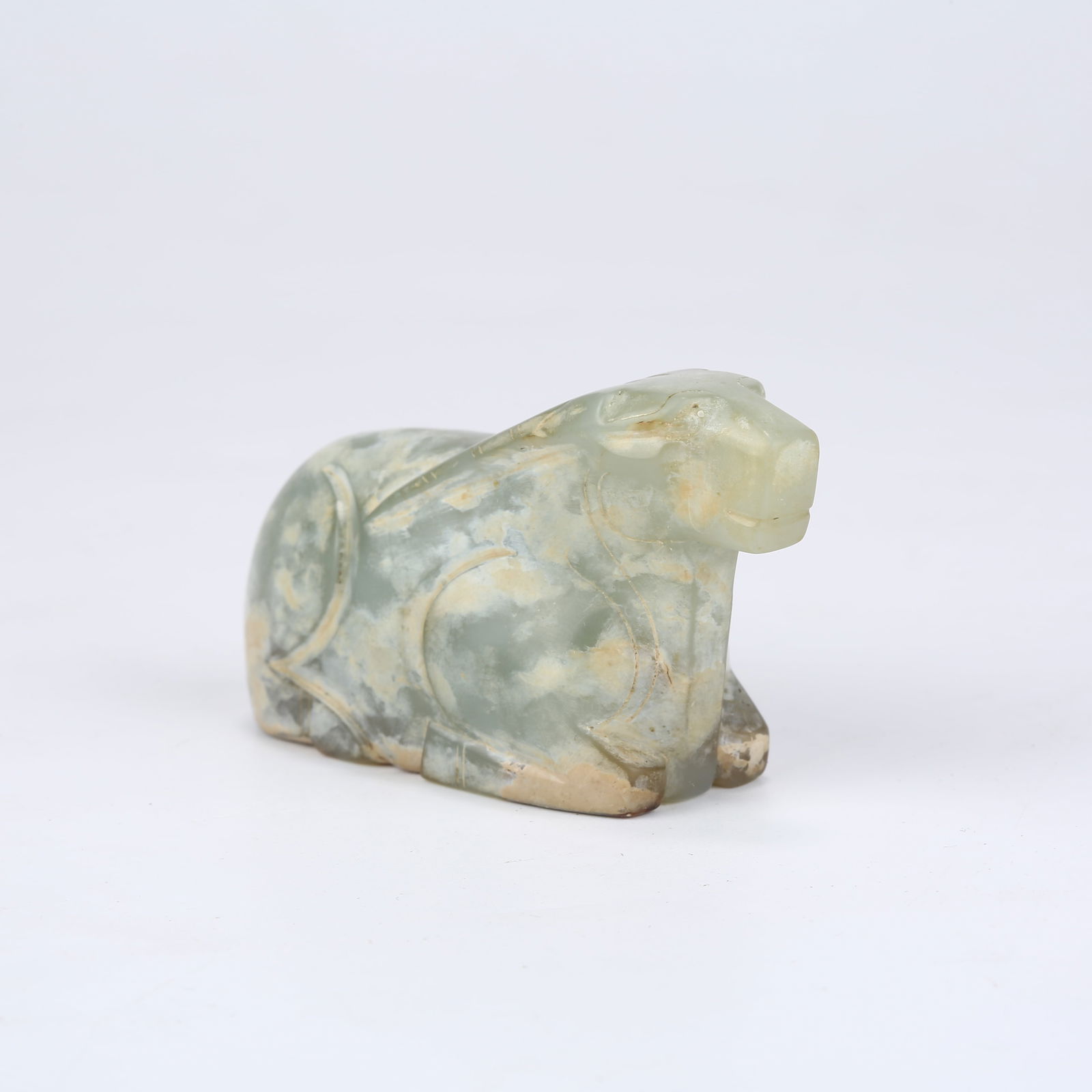 A ANCIENT JADE RECLINING SHEEP (1 of 8)