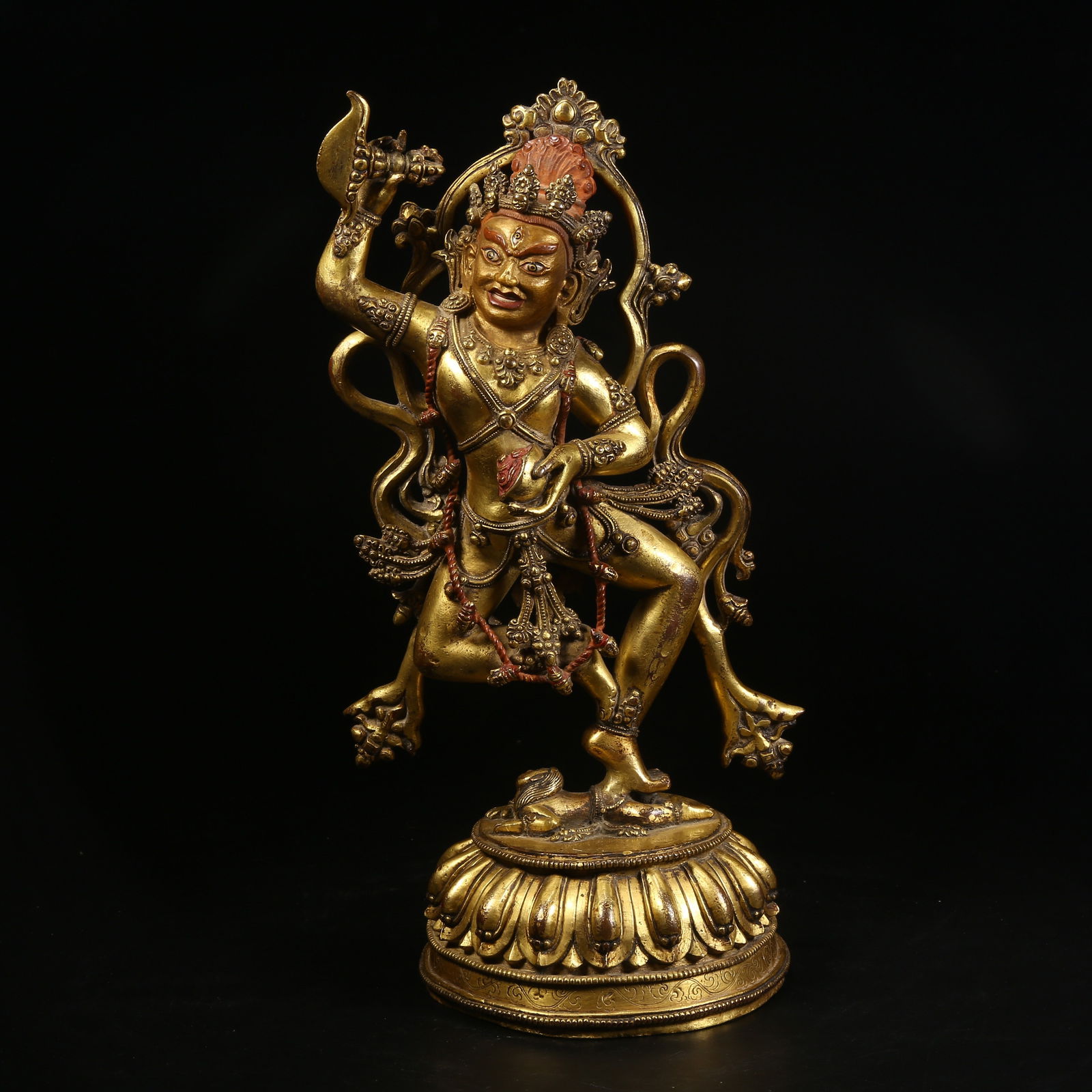 A GILT BRONZE STATUE OF DAKINI (1 of 8)