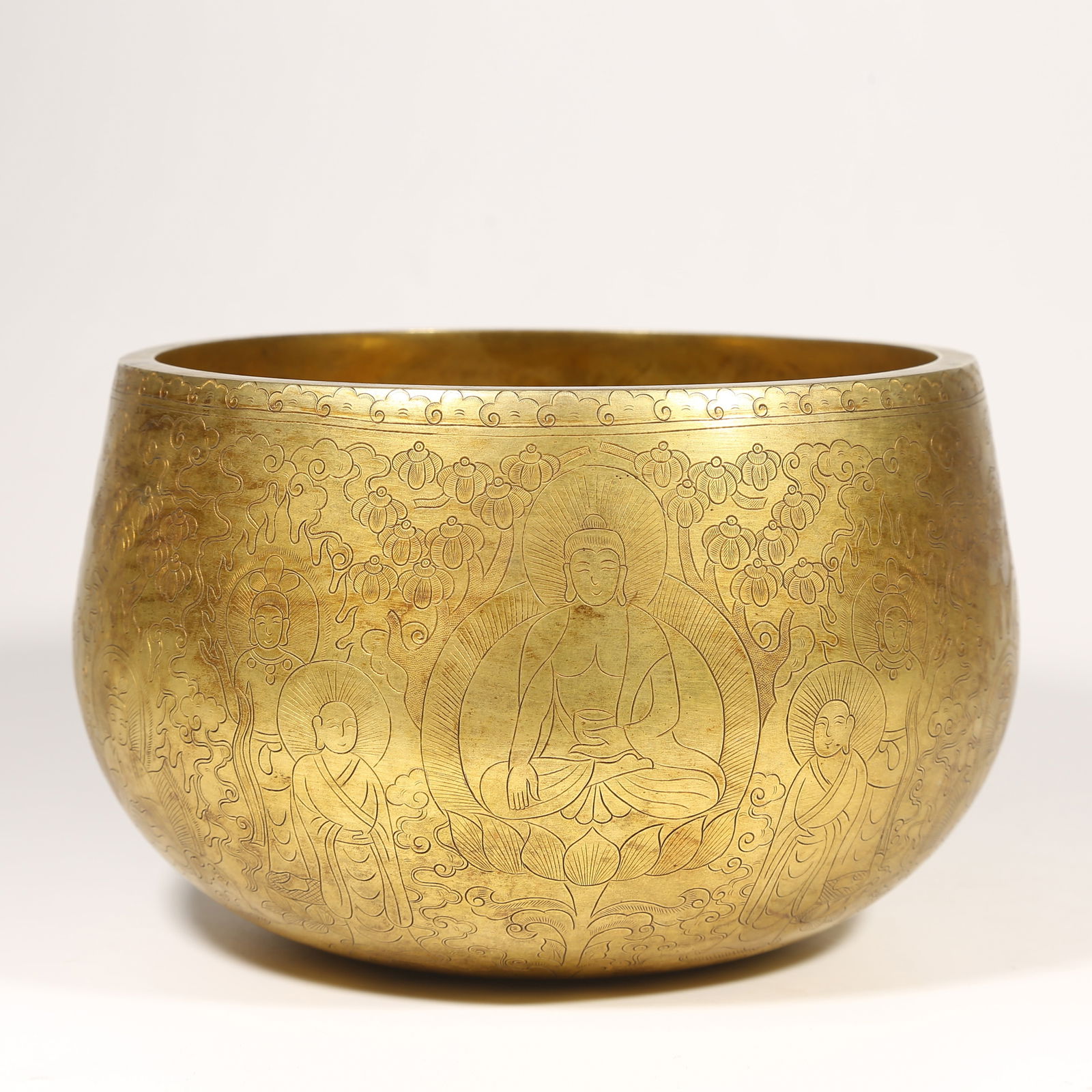 A GILDED BRONZE BOWL WITH SHAKYAMUNI BUDDHA PATTERN (1 of 9)