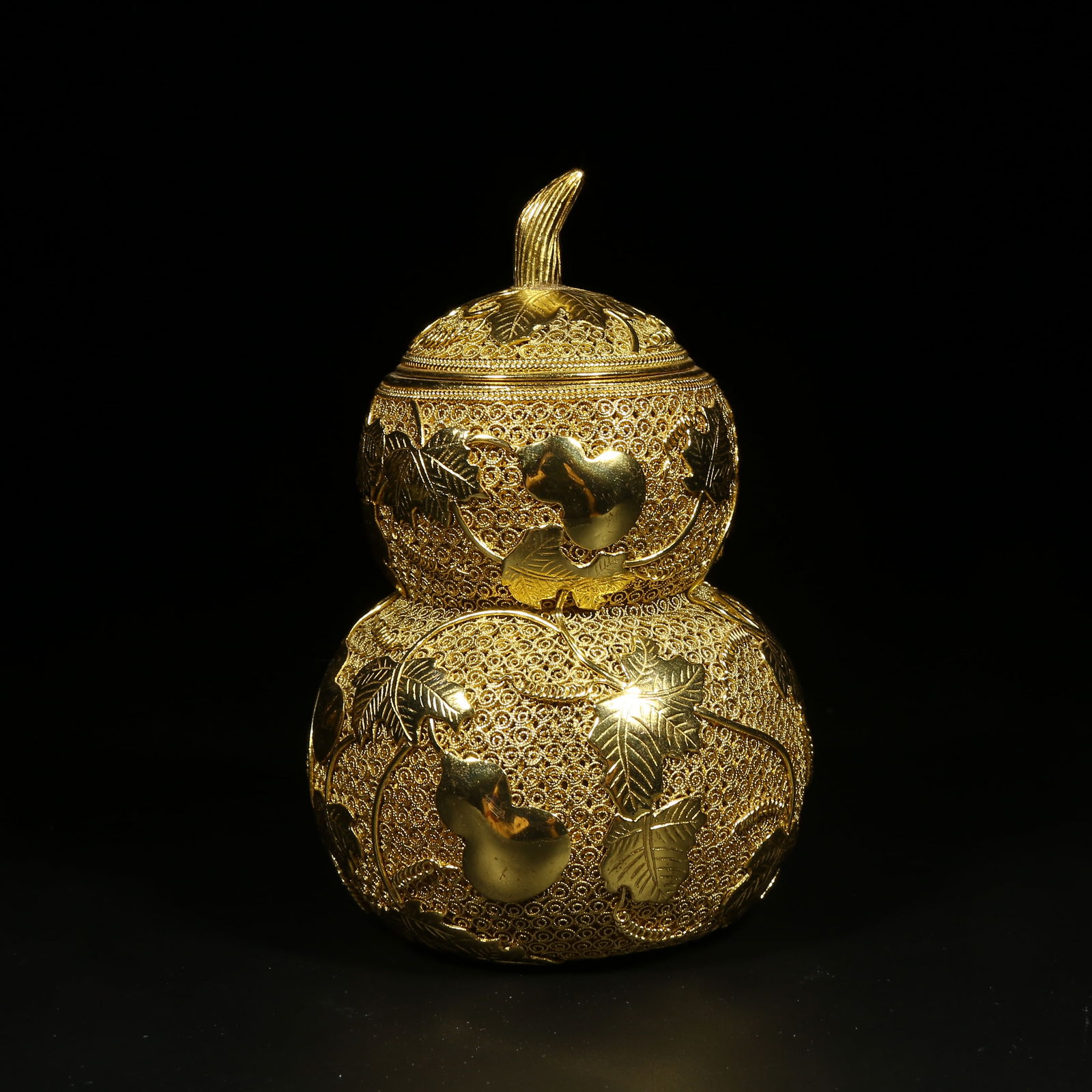A GILDED SILVER FILIGREE GOURD (1 of 9)