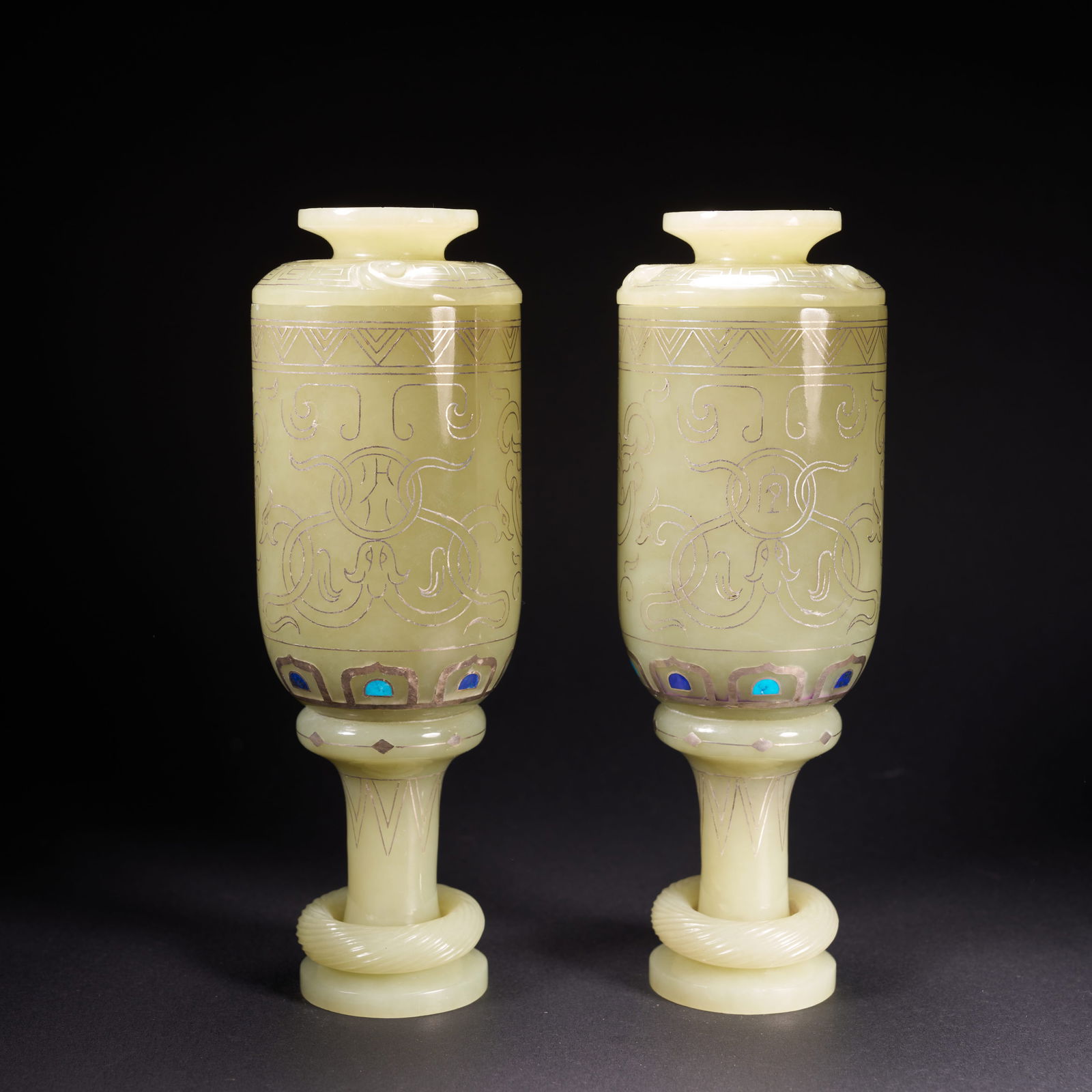 A A GROUP OF HETIAN JADE LIDDED CUPS WITH SILVER-INLAY AND GEMSTONE SETTINGS, FEATURING MOVABLE (1 of 6)