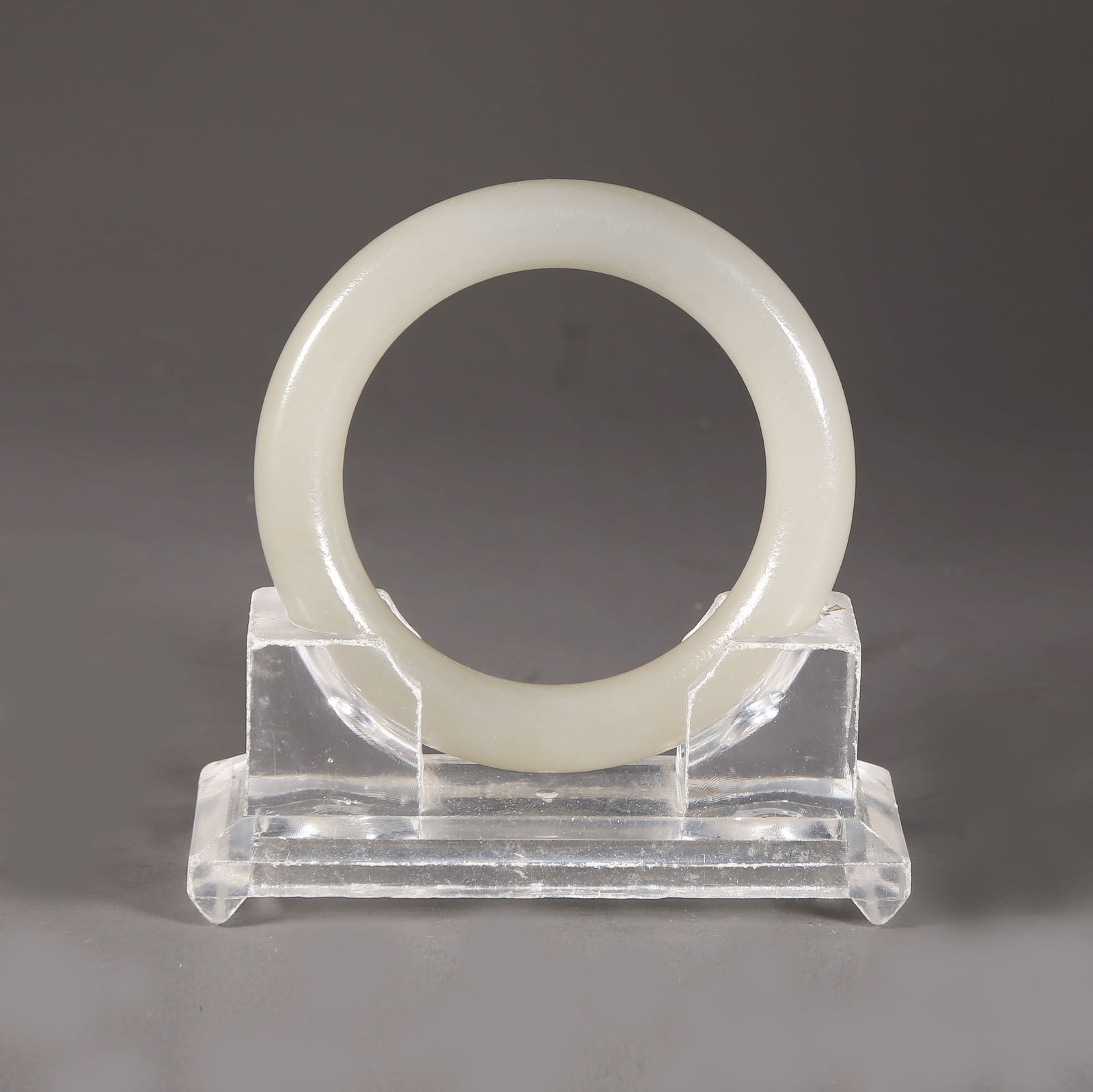 A HETIAN JADE BRACELET (1 of 6)