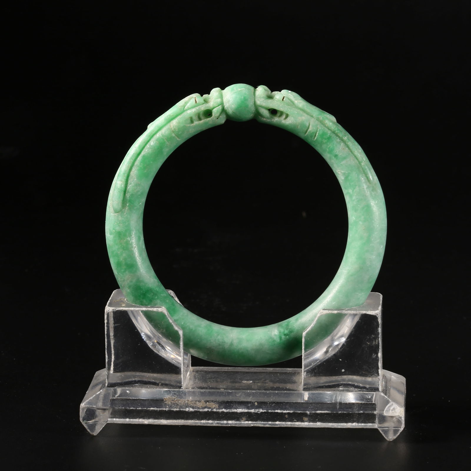 A JADEITE DOUBLE-DRAGON "PLAYING WITH PEARL" BRACELET (1 of 10)