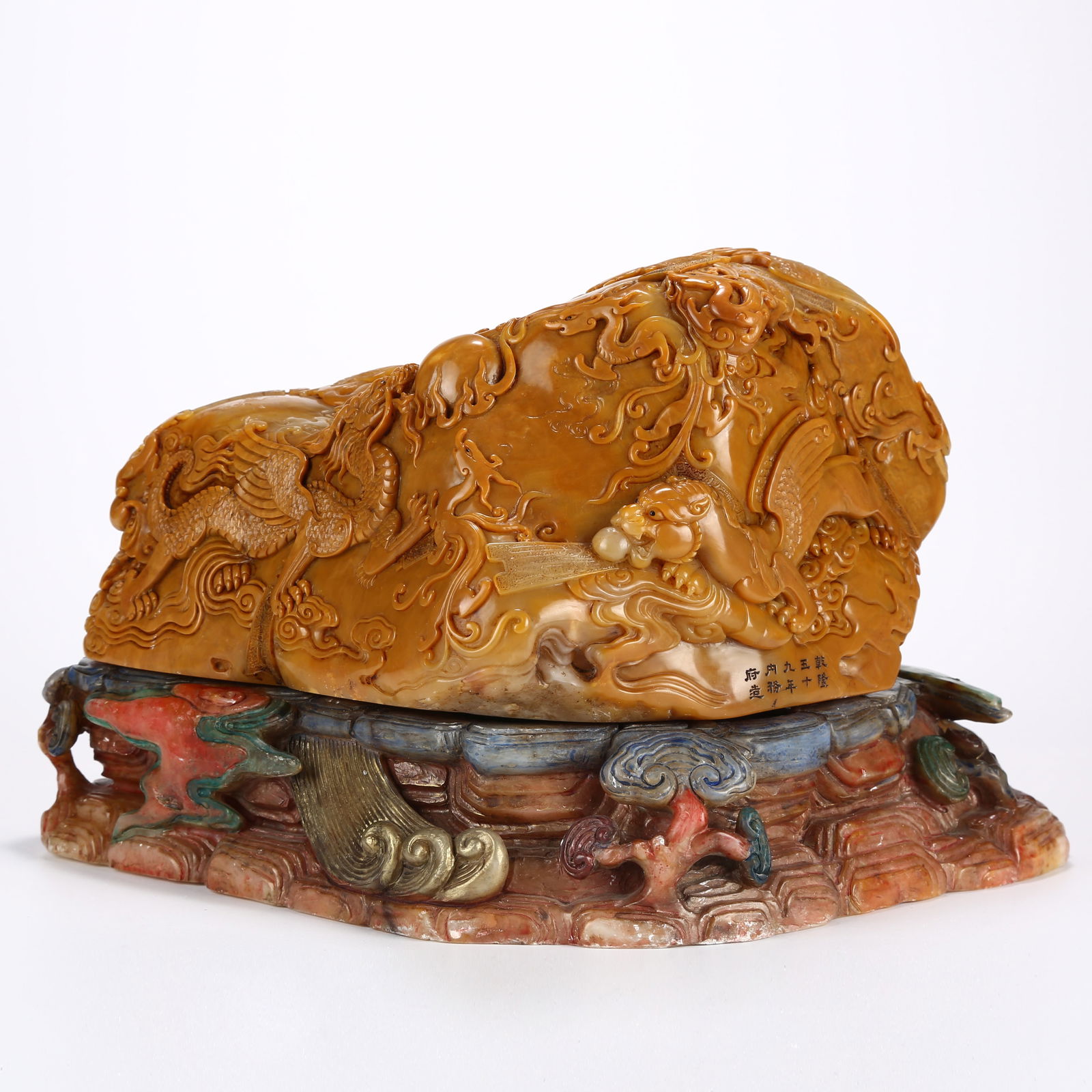 A SHOUSHAN TIANHUANG STONE LARGE SEAL WITH FOUR ELEPHANTS DESIGN AND BASE: Shoushan Tianhuang Stone Large Seal with Four Elephants Design and Base