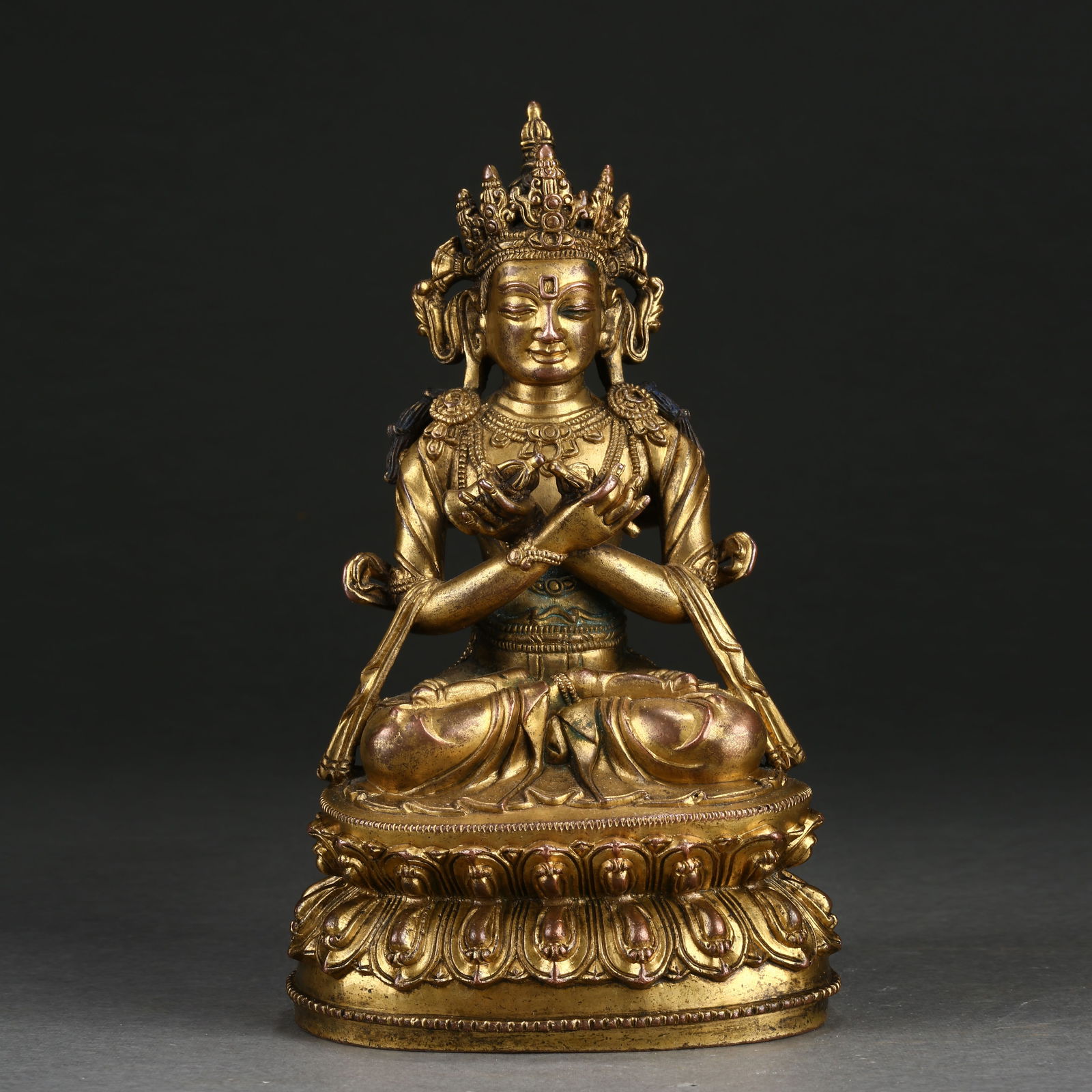 A GILT BRONZE VAJRADHARA STATUE (1 of 9)