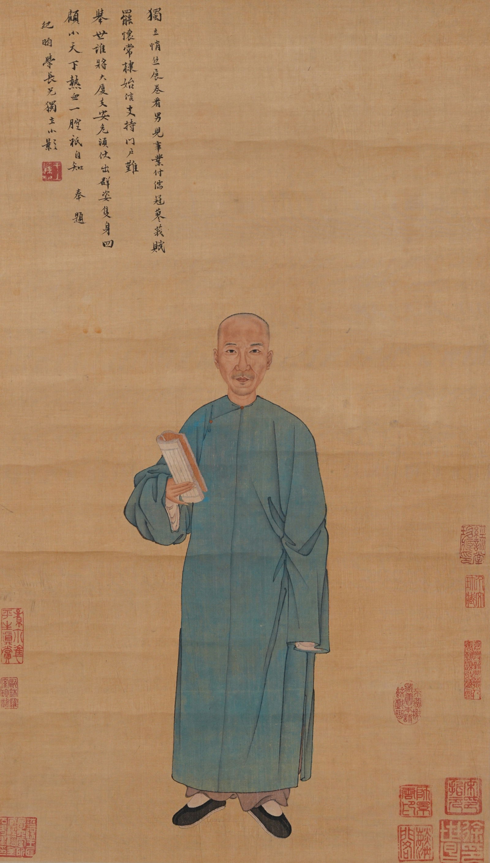 A FIGURE PAINTING ON SILK BY JI XIAOLAN.紀曉嵐 (1 of 5)