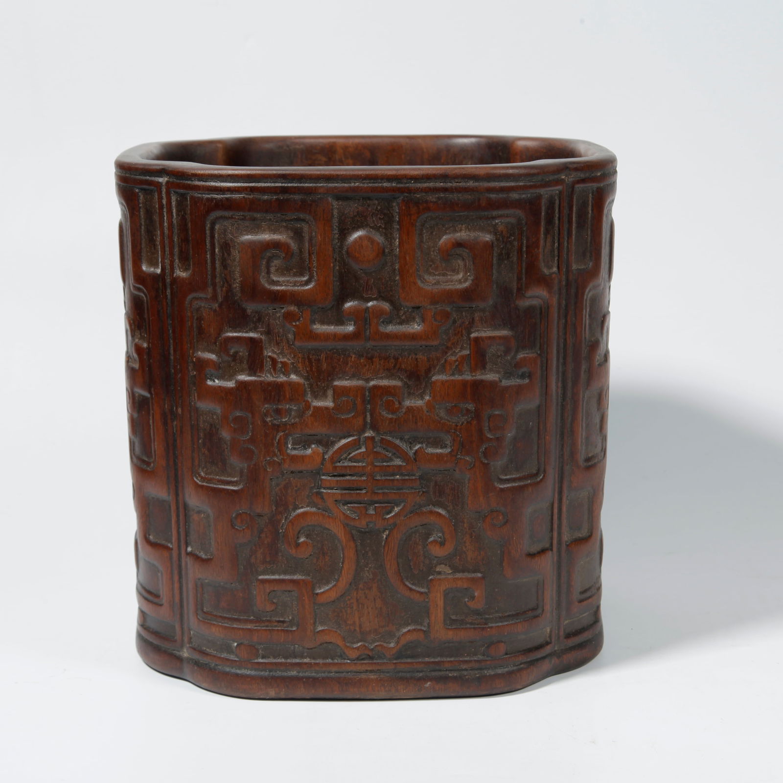 A HUANGHUALI WOOD BRUSH HOLDER CARVED WITH KUI DRAGON PATTERN (1 of 10)