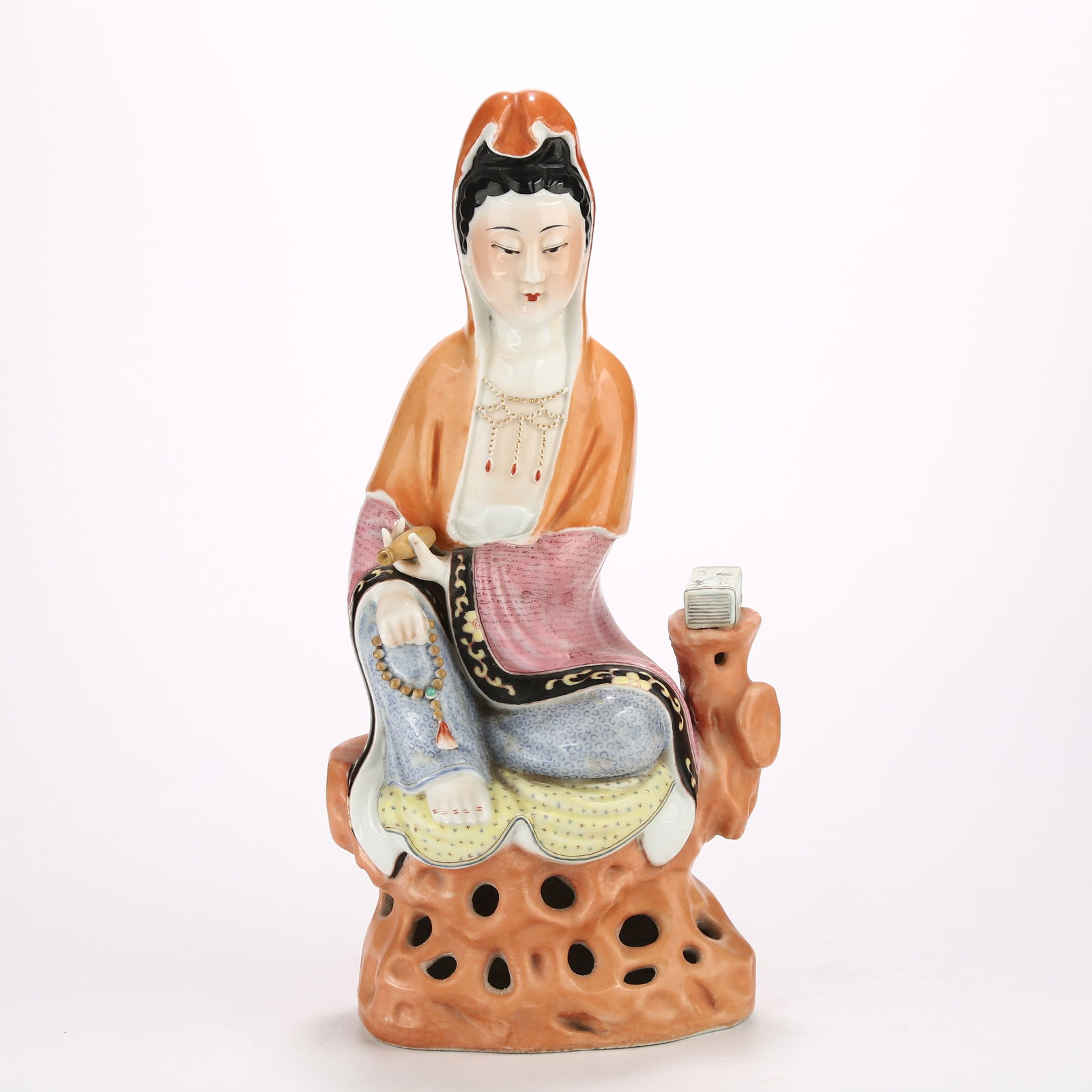 A FAMILLE ROSE PURIFICATION VASE WITH GUANYIN (1 of 9)