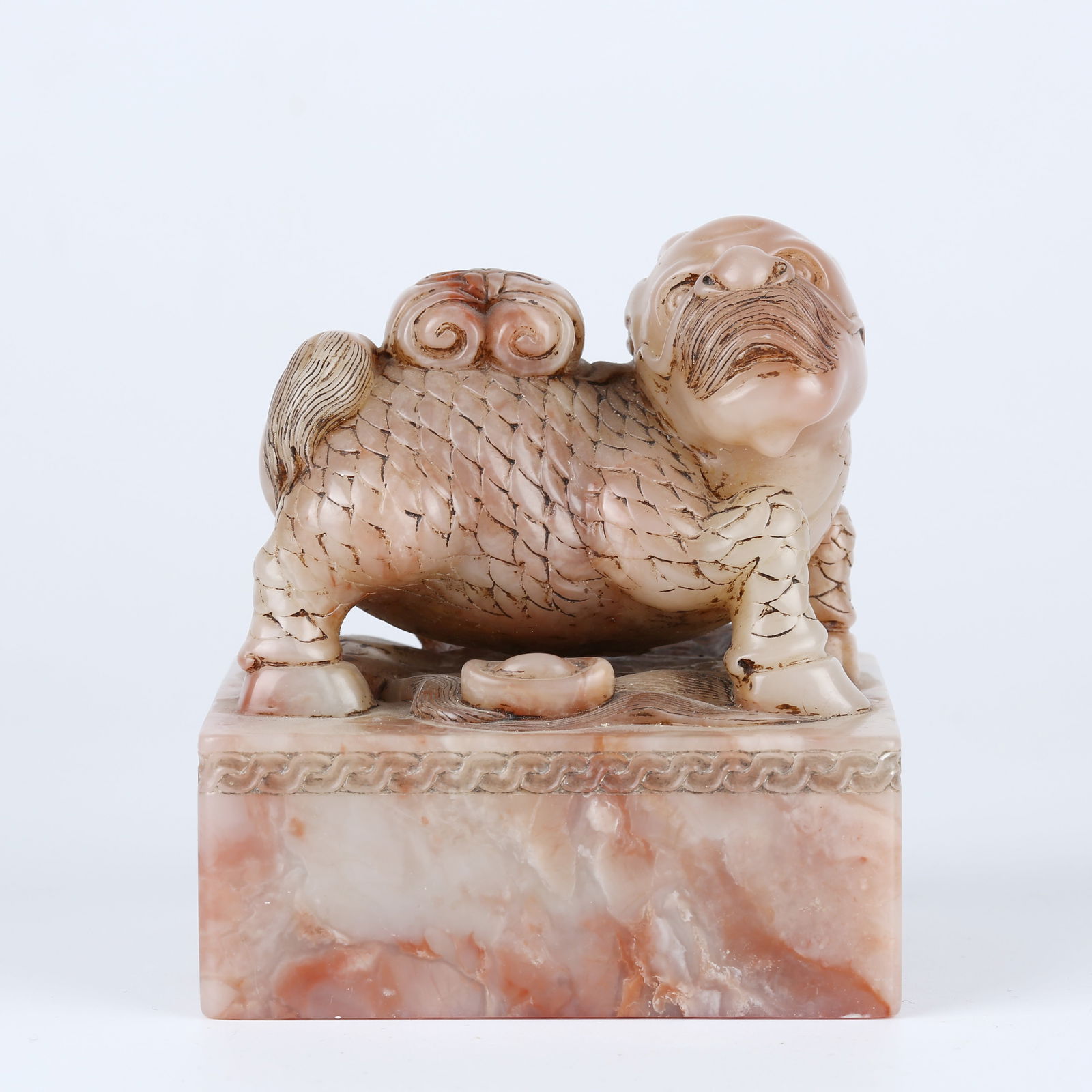 A SHOUSHAN STONE CARVED QILIN KNOB SEAL (1 of 10)